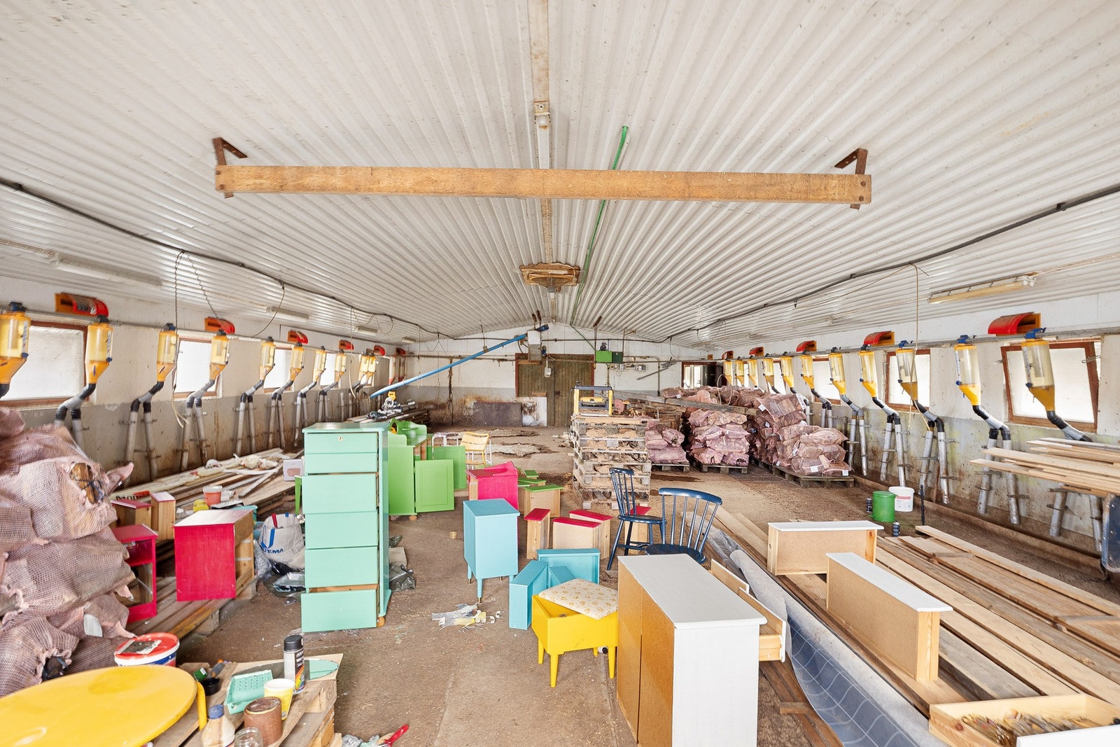 Eldre driftsbygning Galleribilde