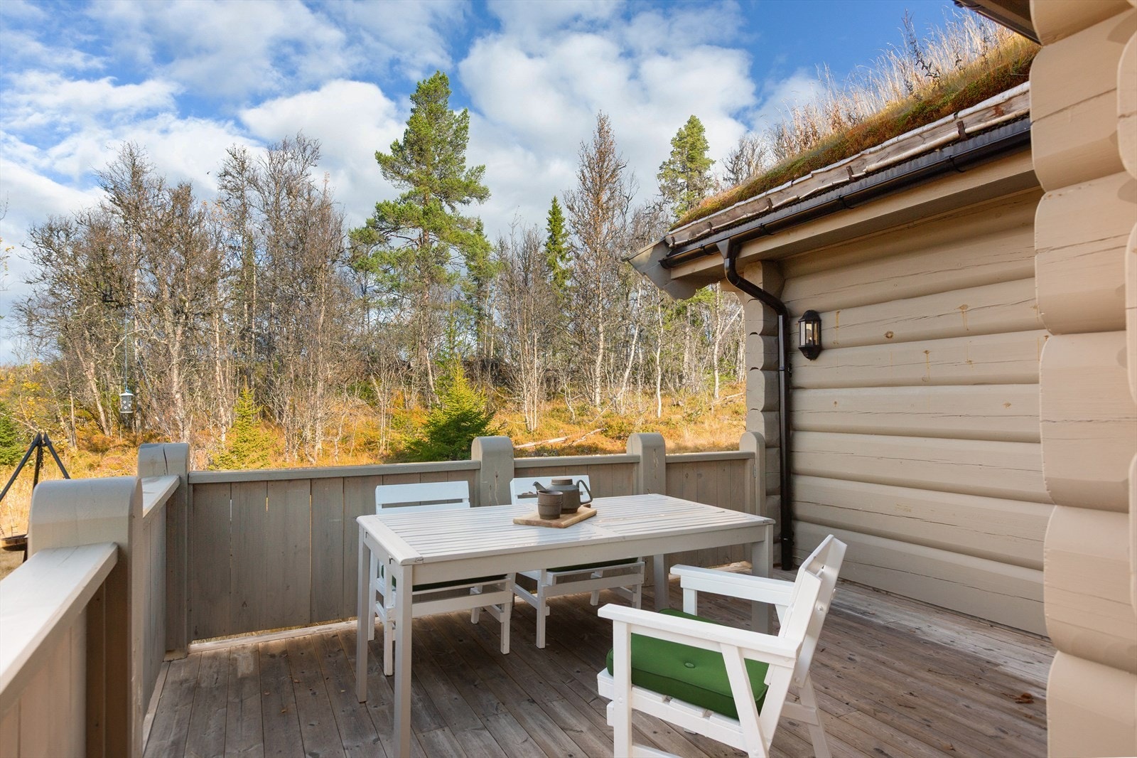 Her er det god plass til møblering av utemøblement. Galleribilde