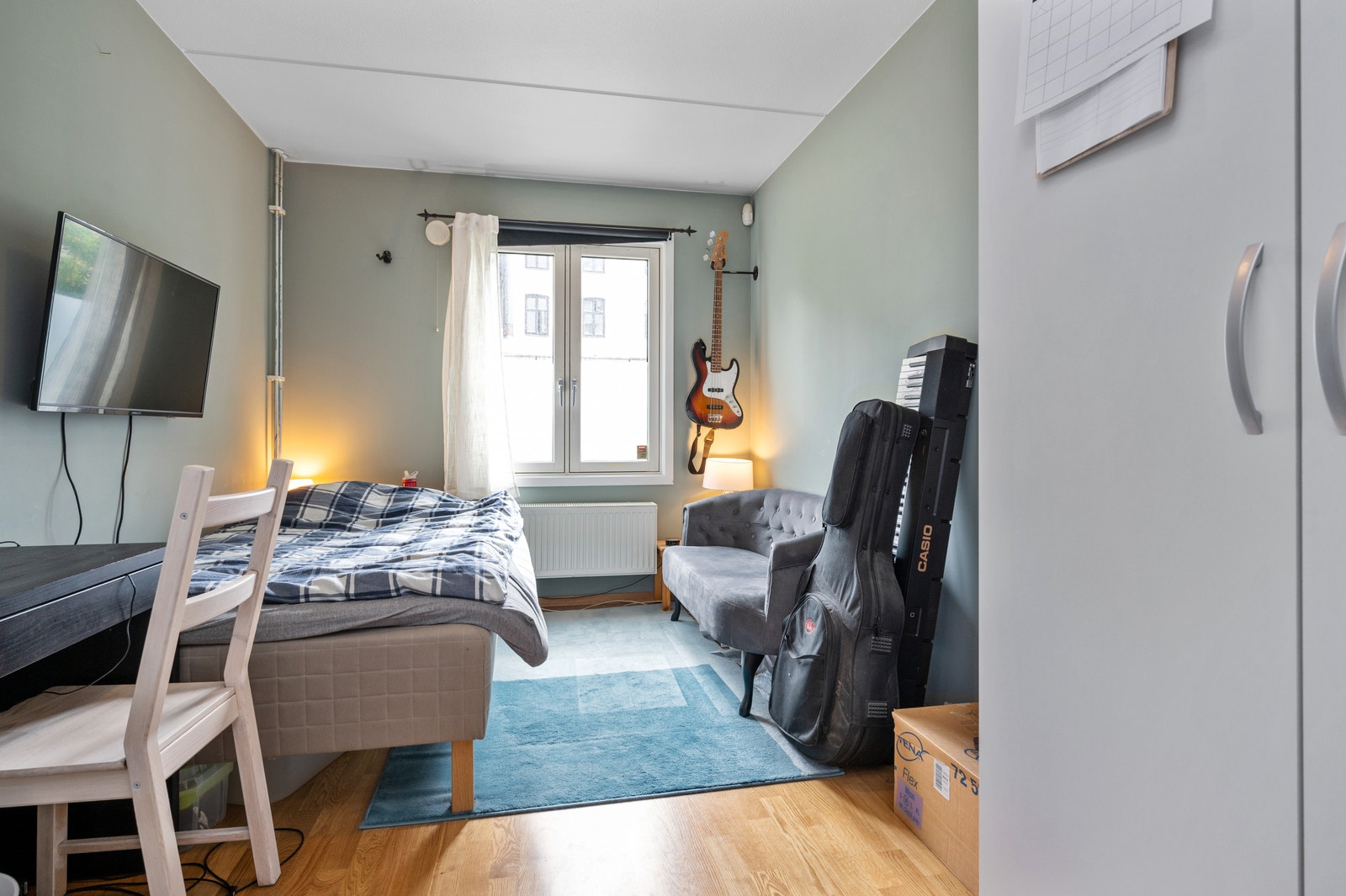 Leiligheten har to romslige soverom. Galleribilde