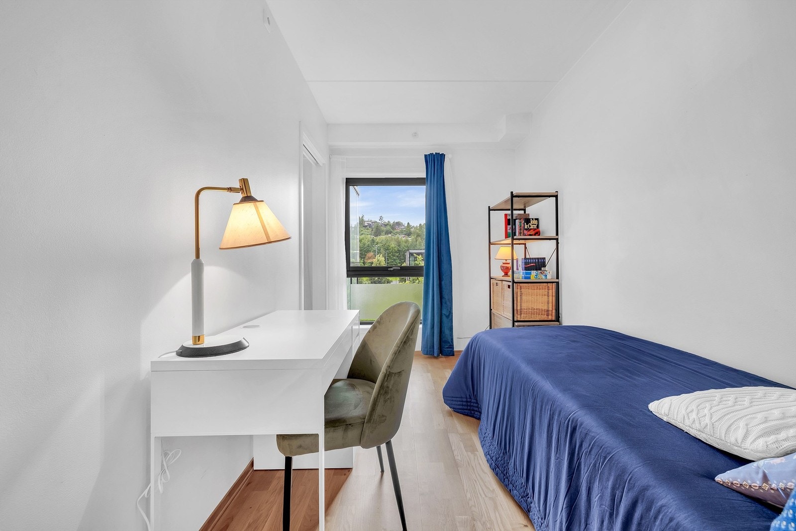 Soverom 2 er perfekt til barnerom/gjesterom eller kontor. Galleribilde