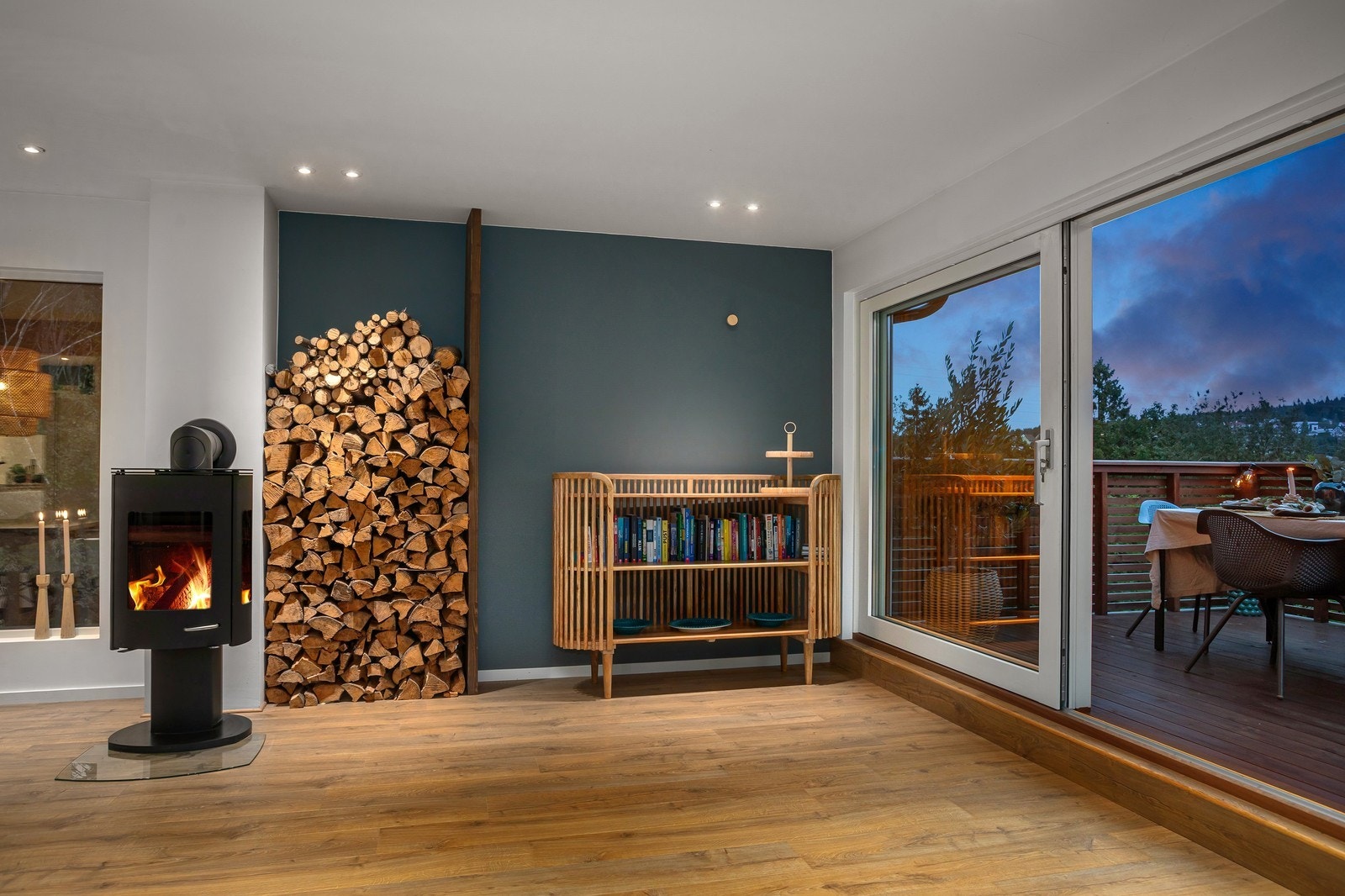 Kveldsstemning i stuen Galleribilde