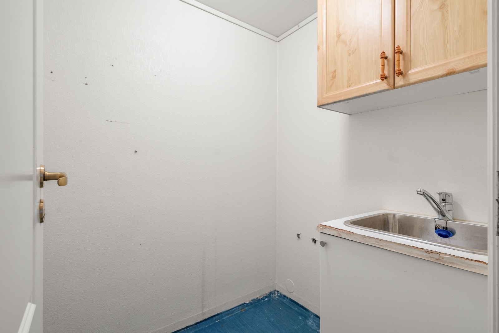 I tillegg finnes et eget vaskerom som gir gode oppbevarings- og vaskemuligheter. Galleribilde