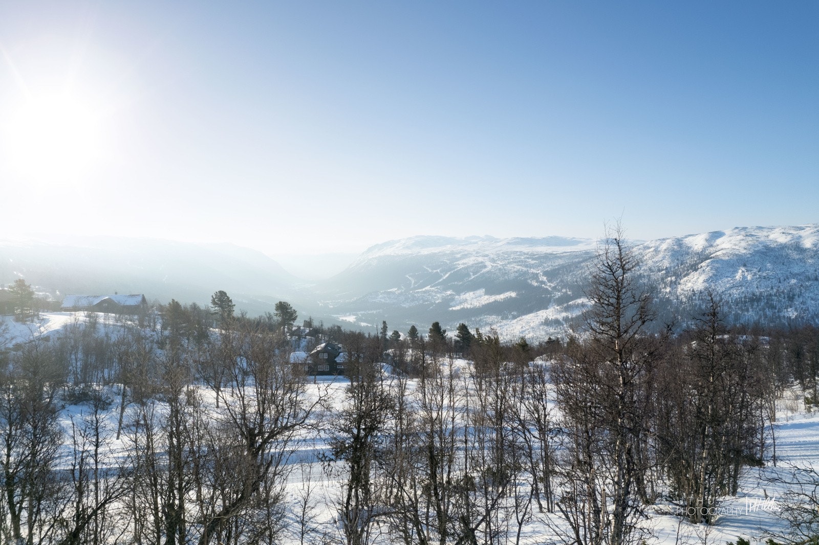 Fantastisk utsikt nedover Numedalen, Uvdal Skisenter og innover Hardangervidda Galleribilde