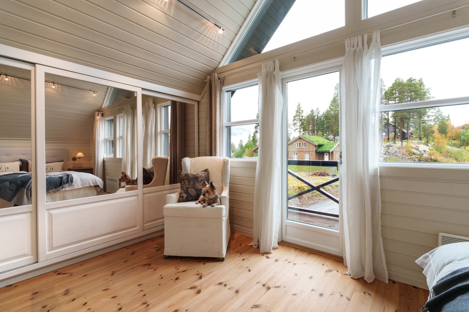 Toppleilighet - Hovedsoverom Galleribilde