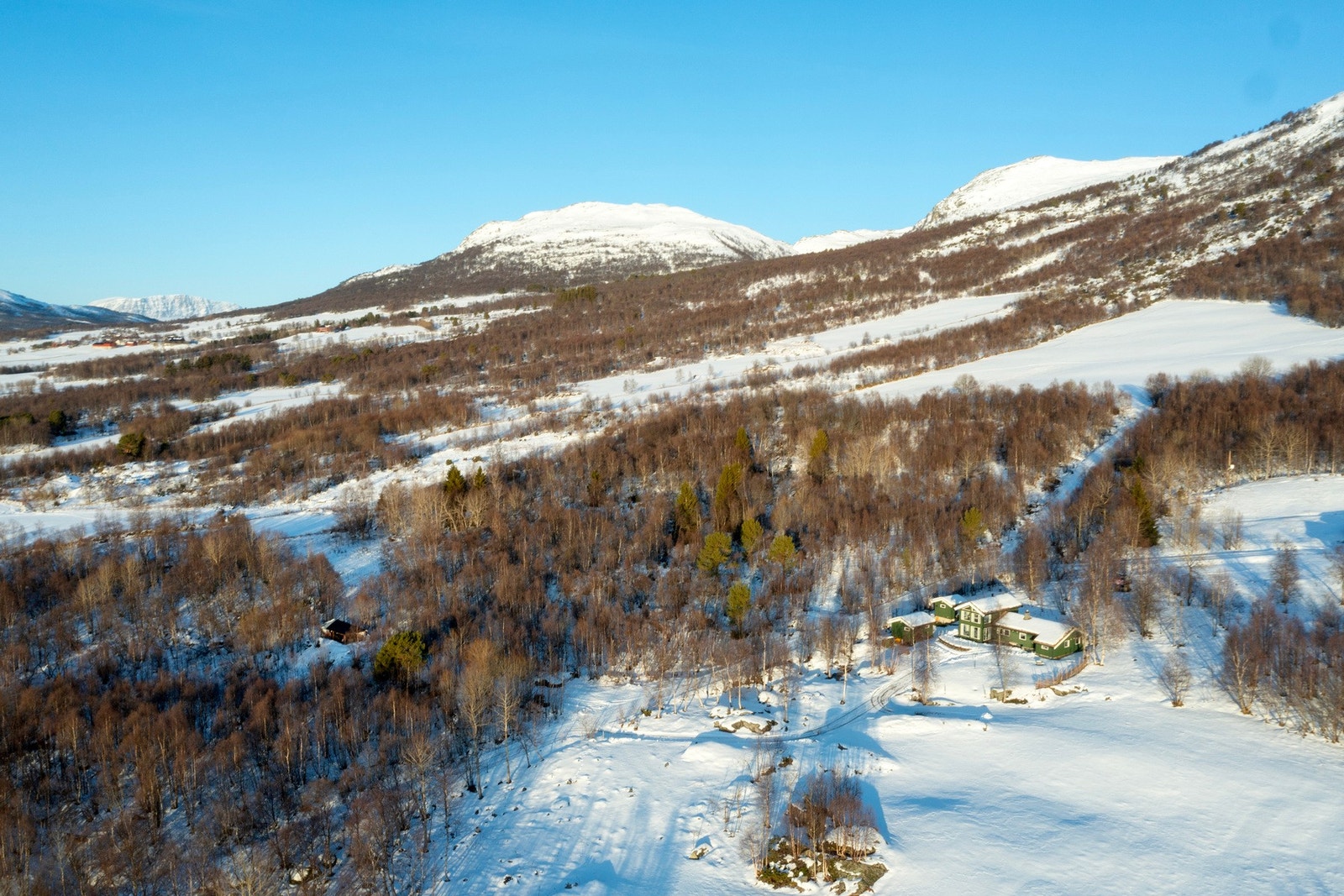 Det er flere flotte muligheter for fritidsaktiviteter både på sommers- og vinterstid. Galleribilde