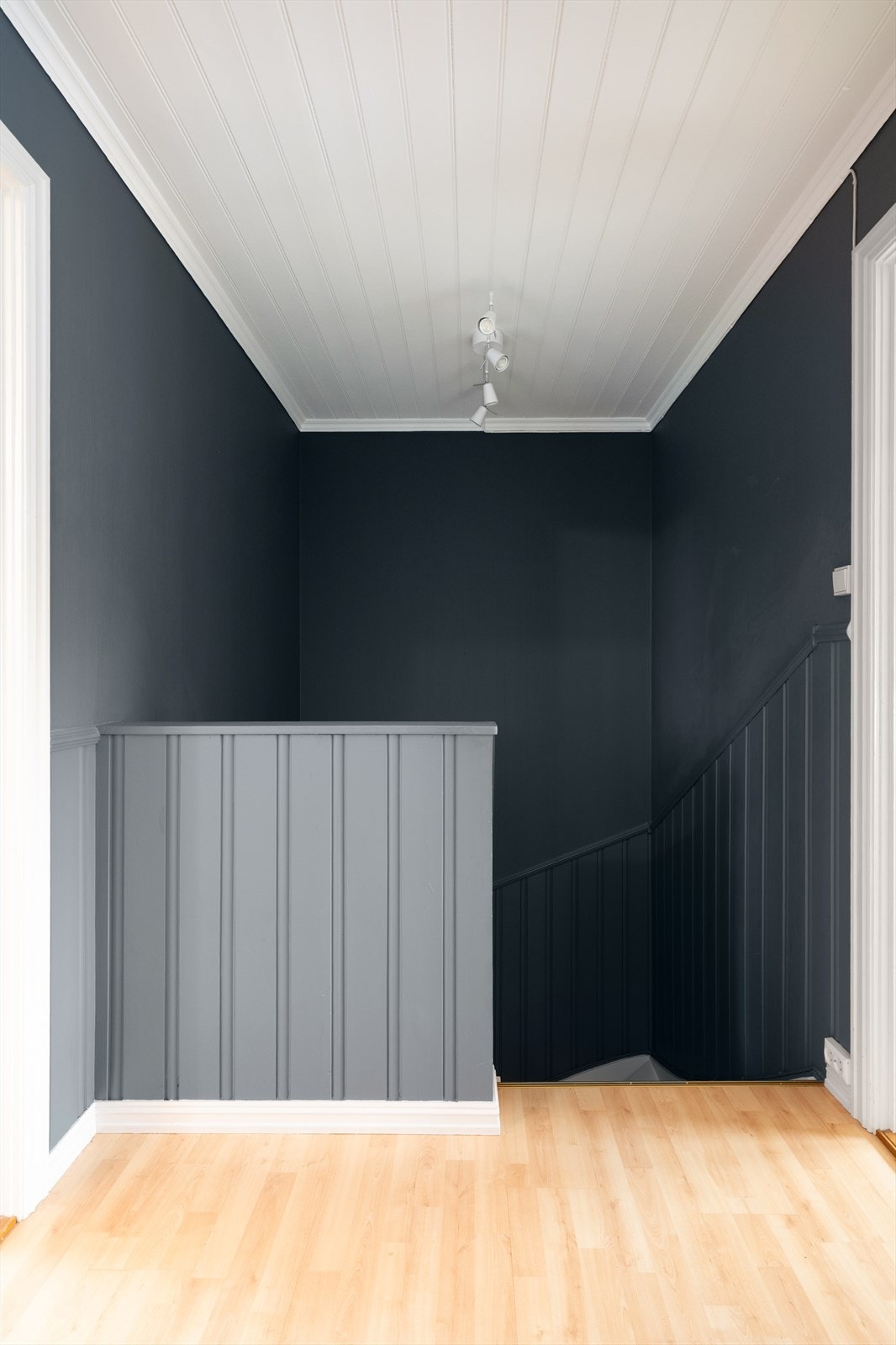 Soveromsgang 2. etasje Galleribilde