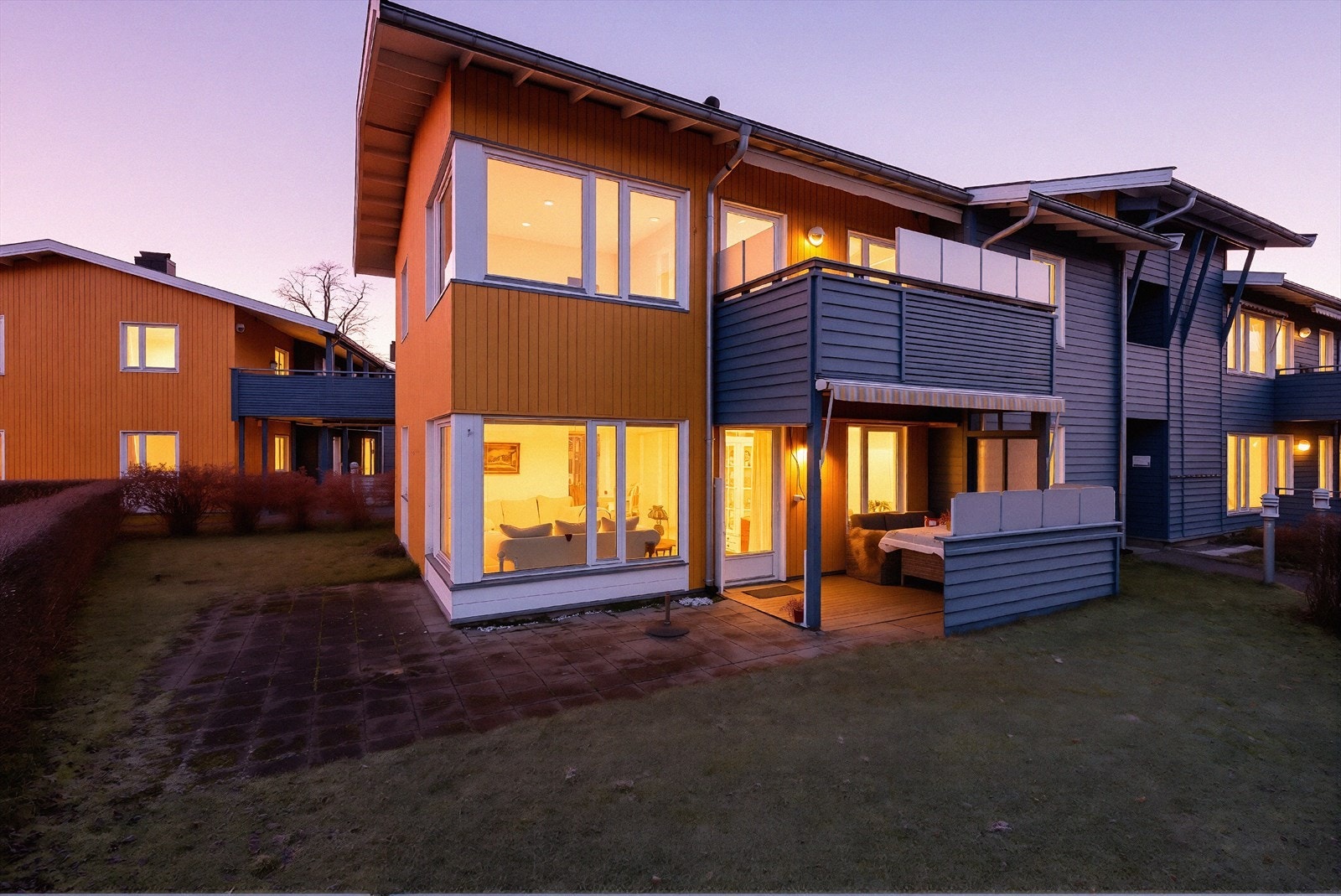 (Bildet er redigert for å fremheve stemningen på kveldstid. Faktiske lysforhold kan variere.) Galleribilde