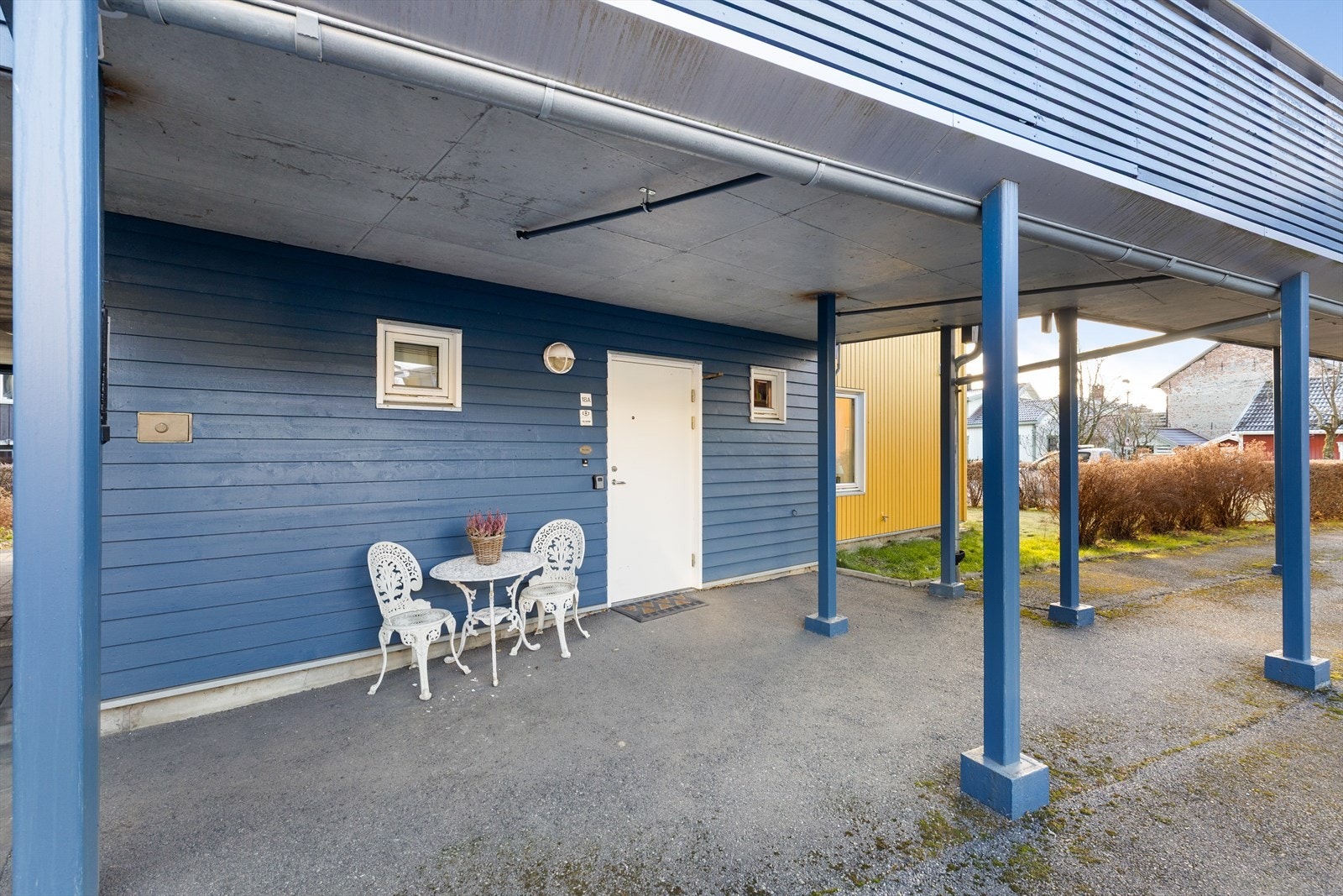 Det rolige og trivelige borettslaget ligger sentralt til på Bakken, med nærhet til Skiens trivelige sentrumsgater med alle fasiliteter. Galleribilde