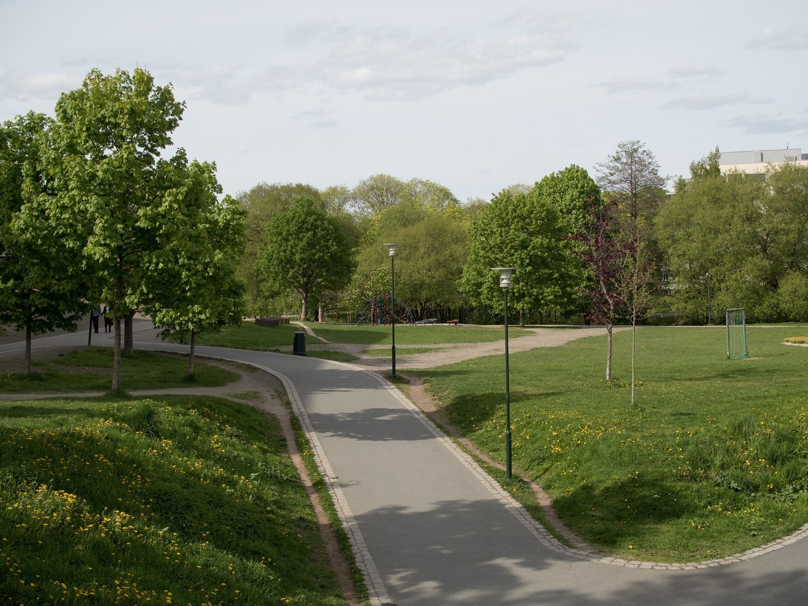 Flotte turområder rett utenfor døren, omgitt av grønne områder. Galleribilde