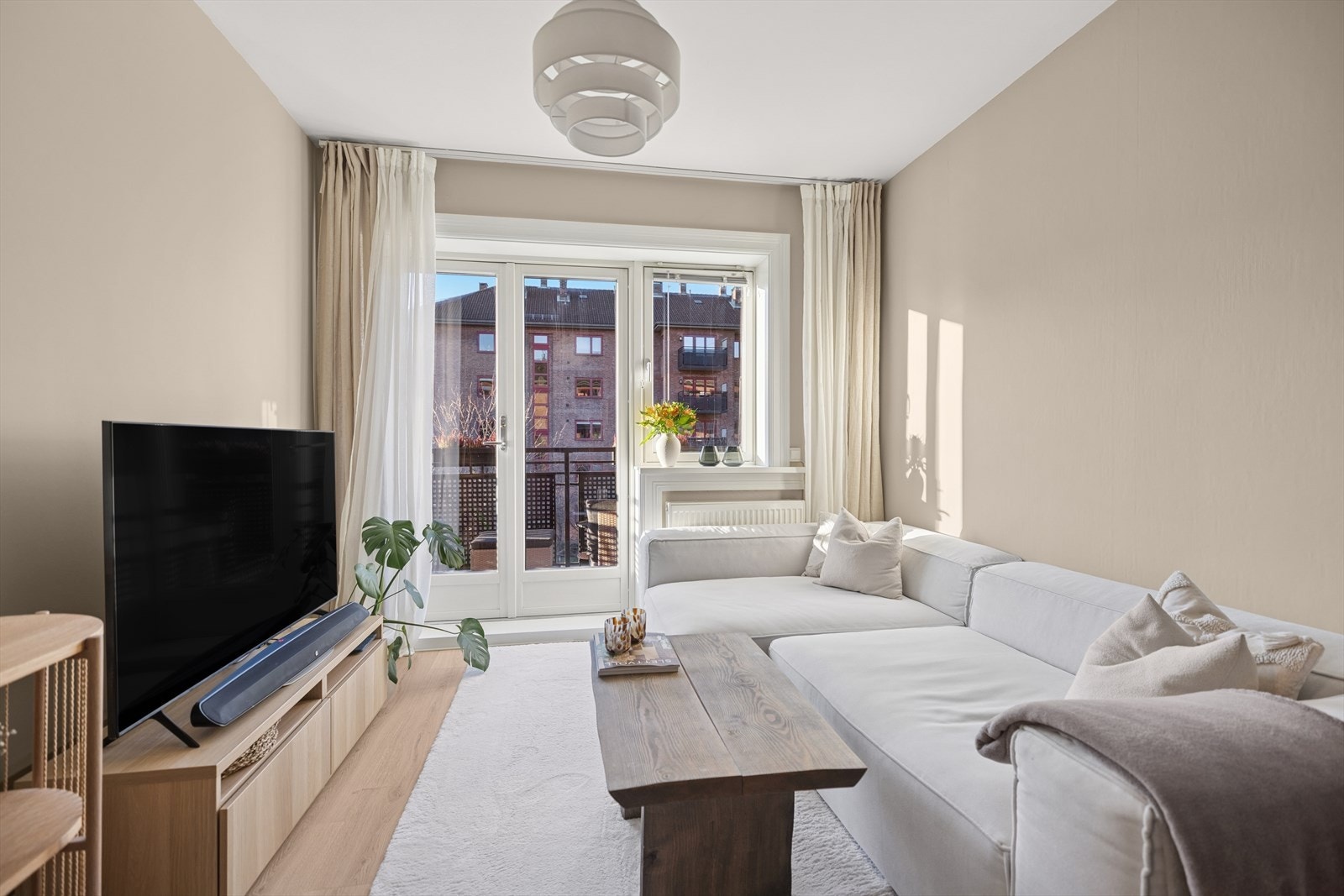 Fredagskvelden starter best akkurat her - len deg tilbake og kos deg. Galleribilde