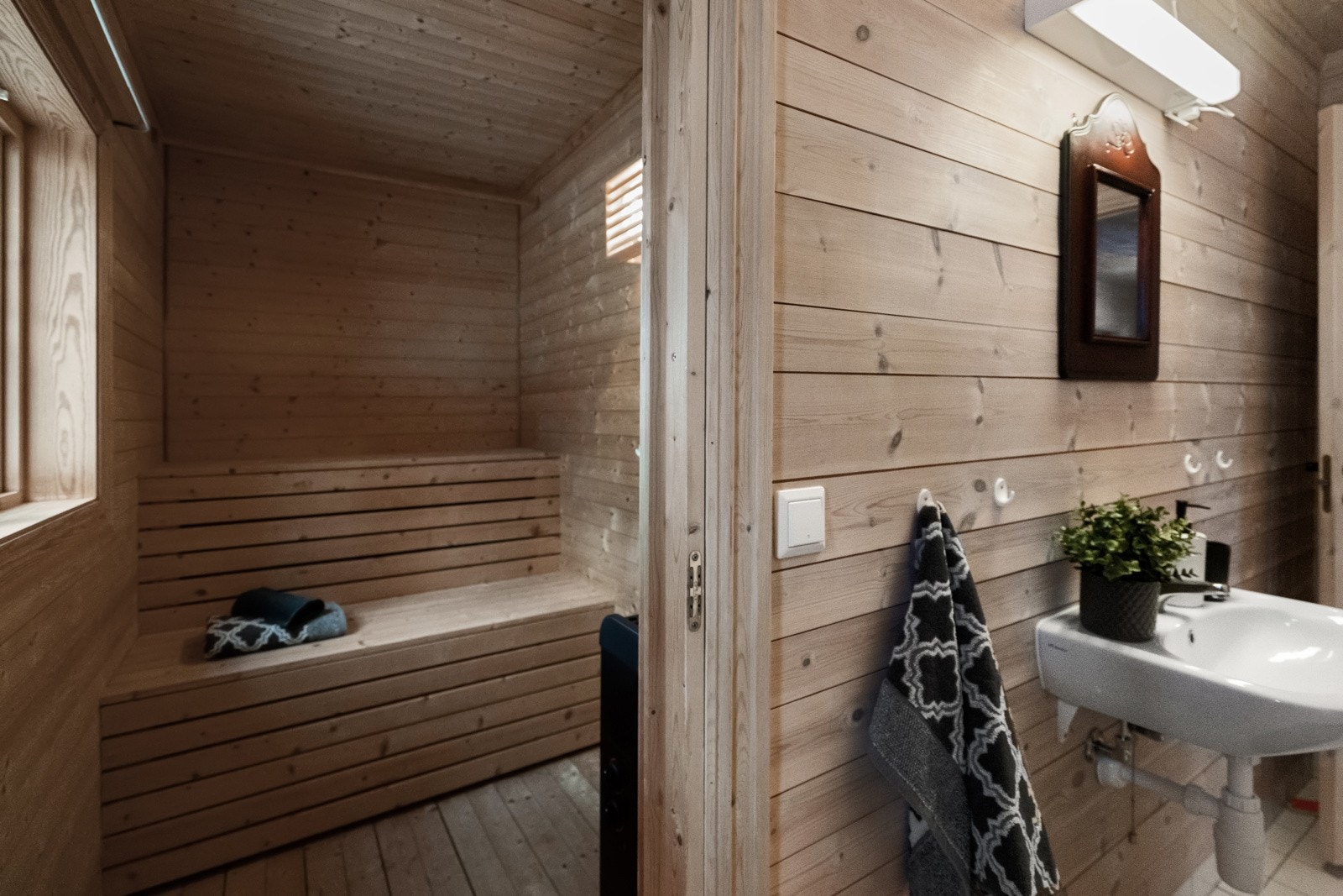 Her finner du også en badstue - perfekt for avslapning etter en lang dag i fjellet. Galleribilde