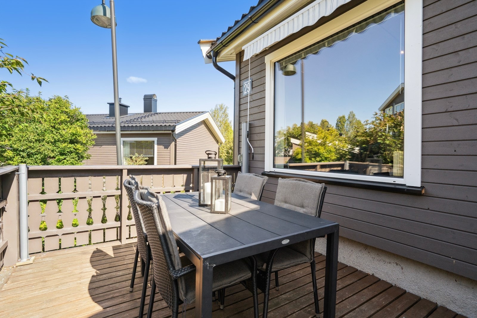 Her er det god plass for utemøblement. Galleribilde