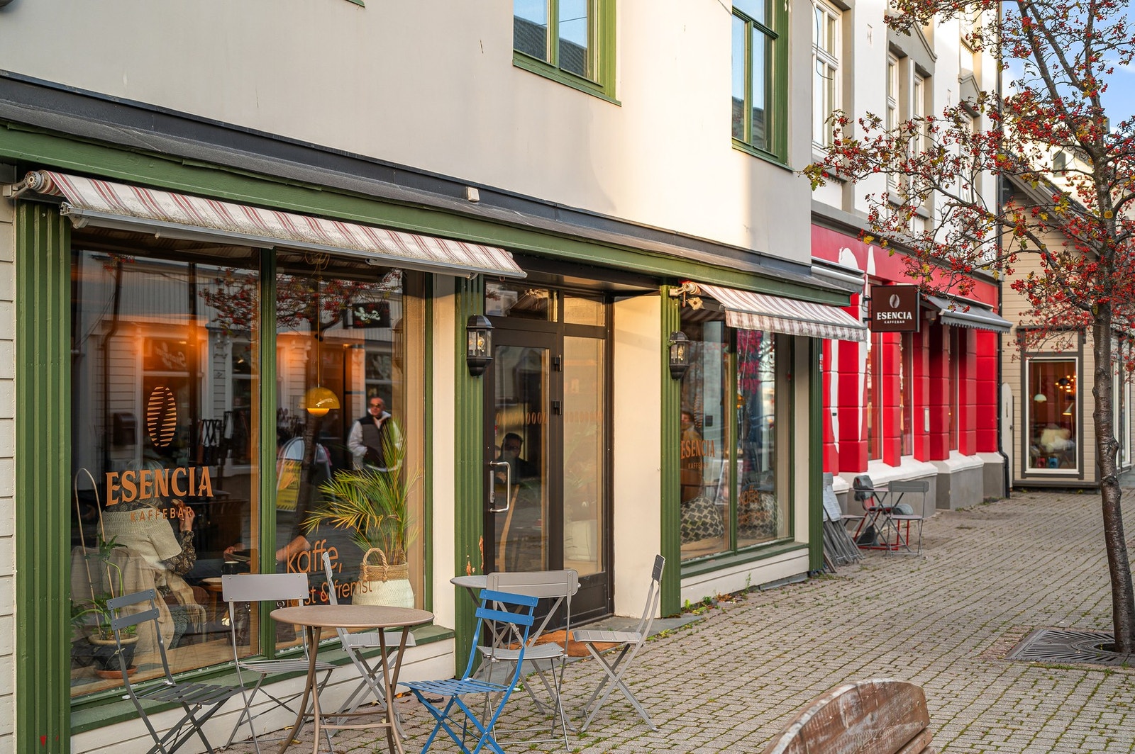 Gågata i sentrum byr blant annet på deilig kaffe fra Esencia Galleribilde