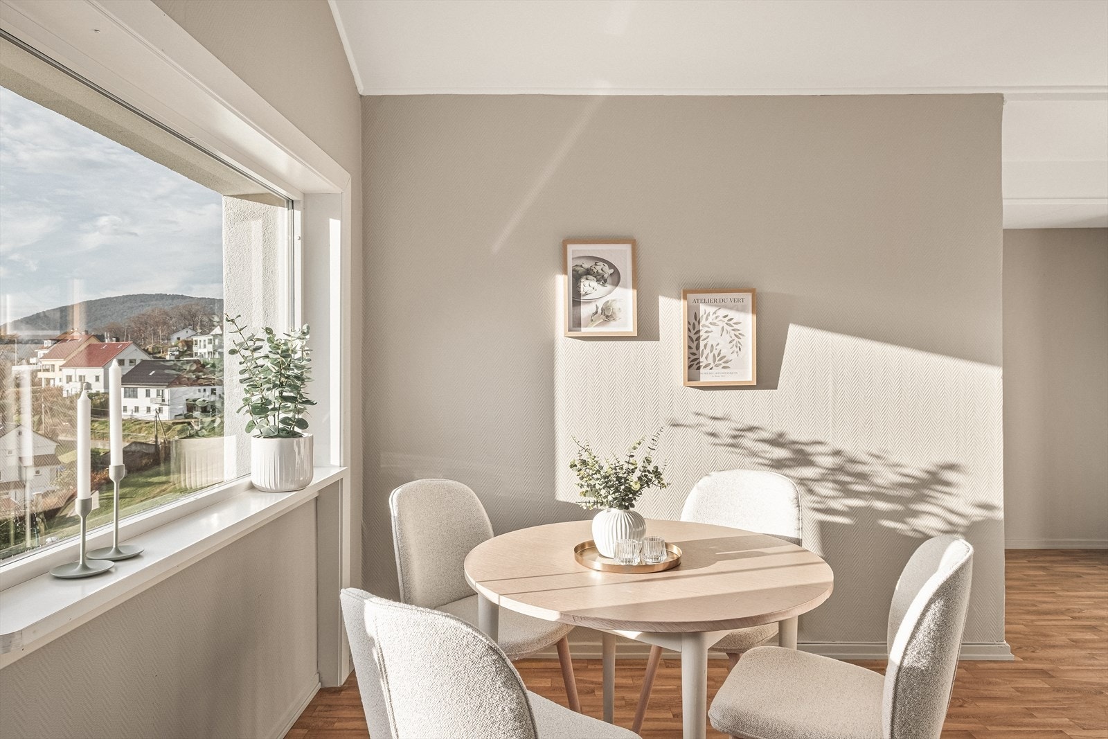 Godt med lysinnslipp i øverste etasje. Galleribilde