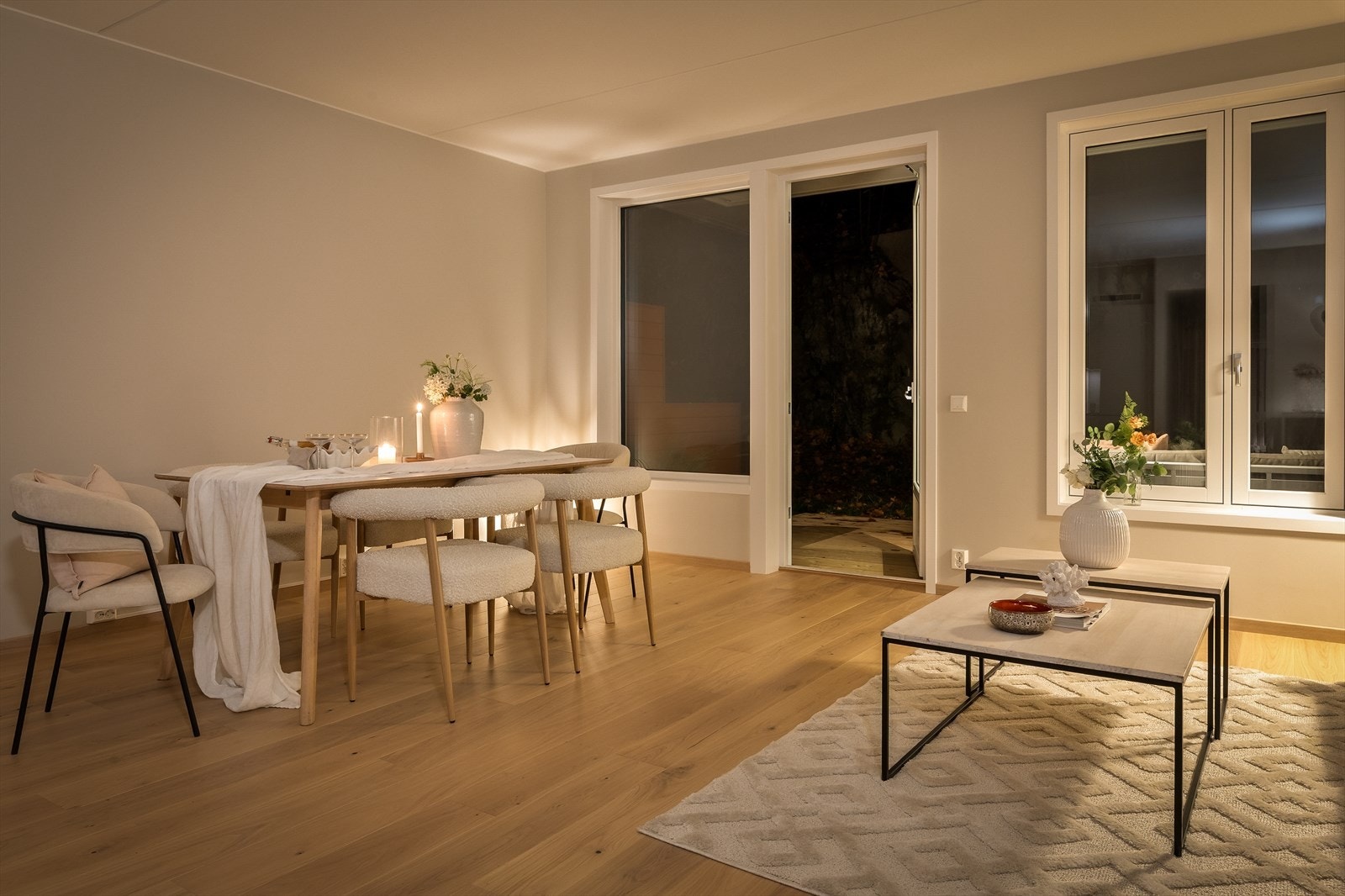 Spiseplassen kan lett tilpasses mindre familier og større selskap ved behov. Galleribilde