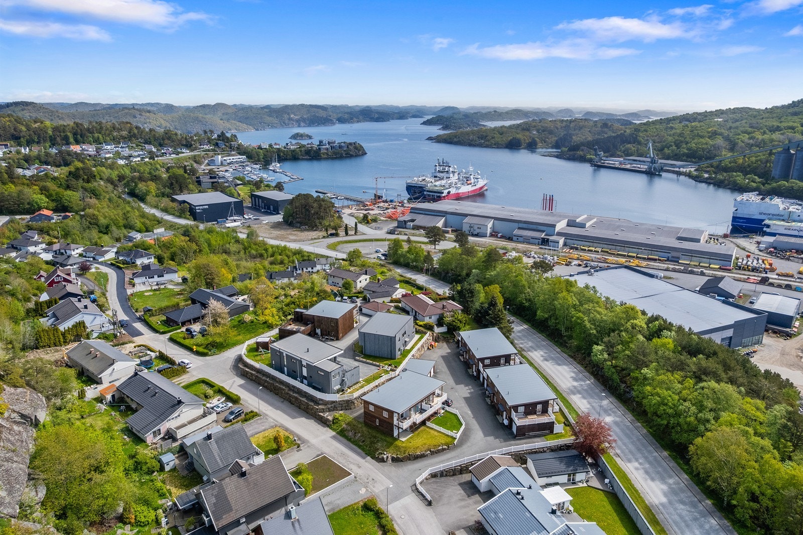 Småbåtshavn i Lauervika. Galleribilde