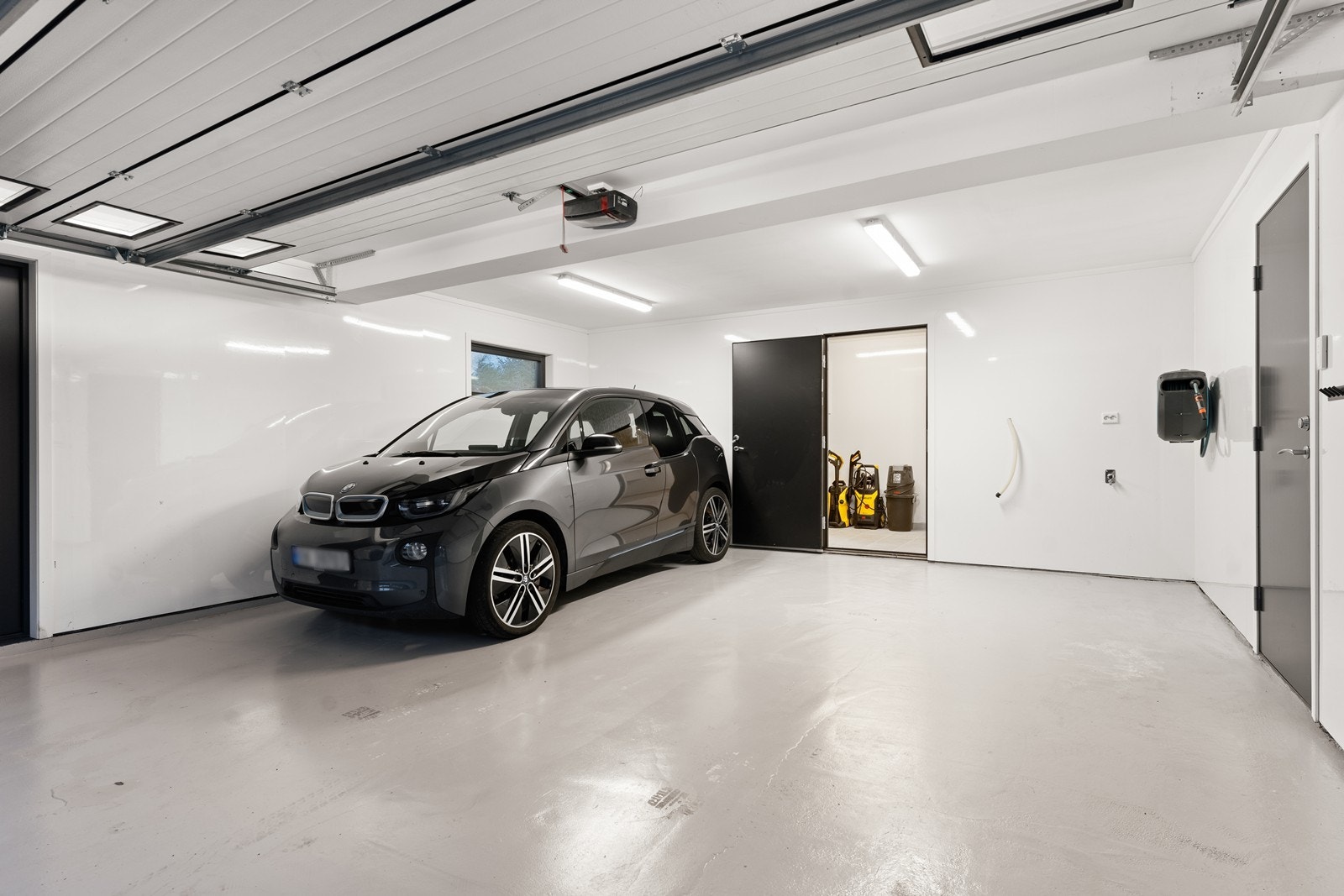 Trekkerør klargjort til montering av el-bil lader. Galleribilde