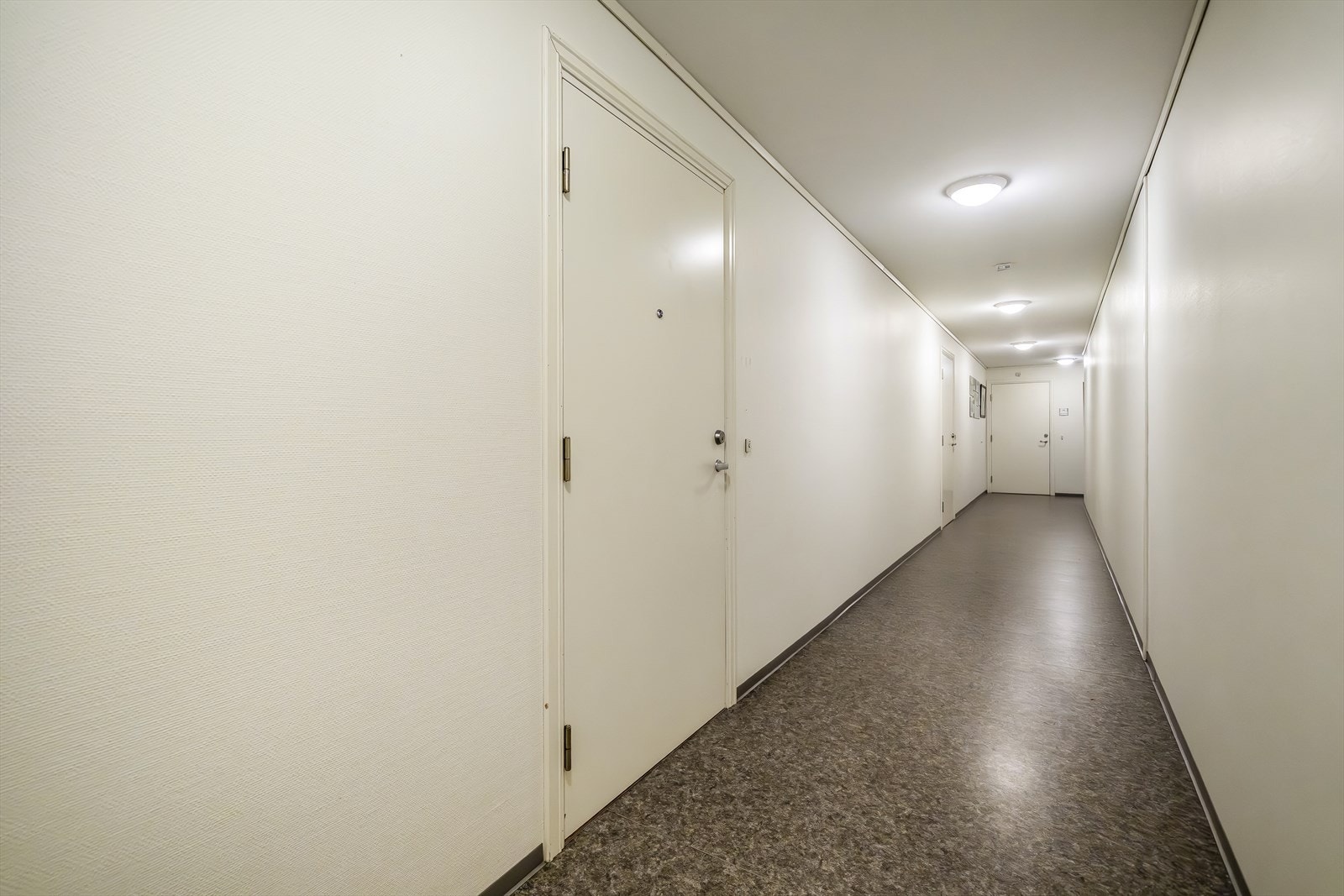 Felles gang - det er heis i bygget Galleribilde