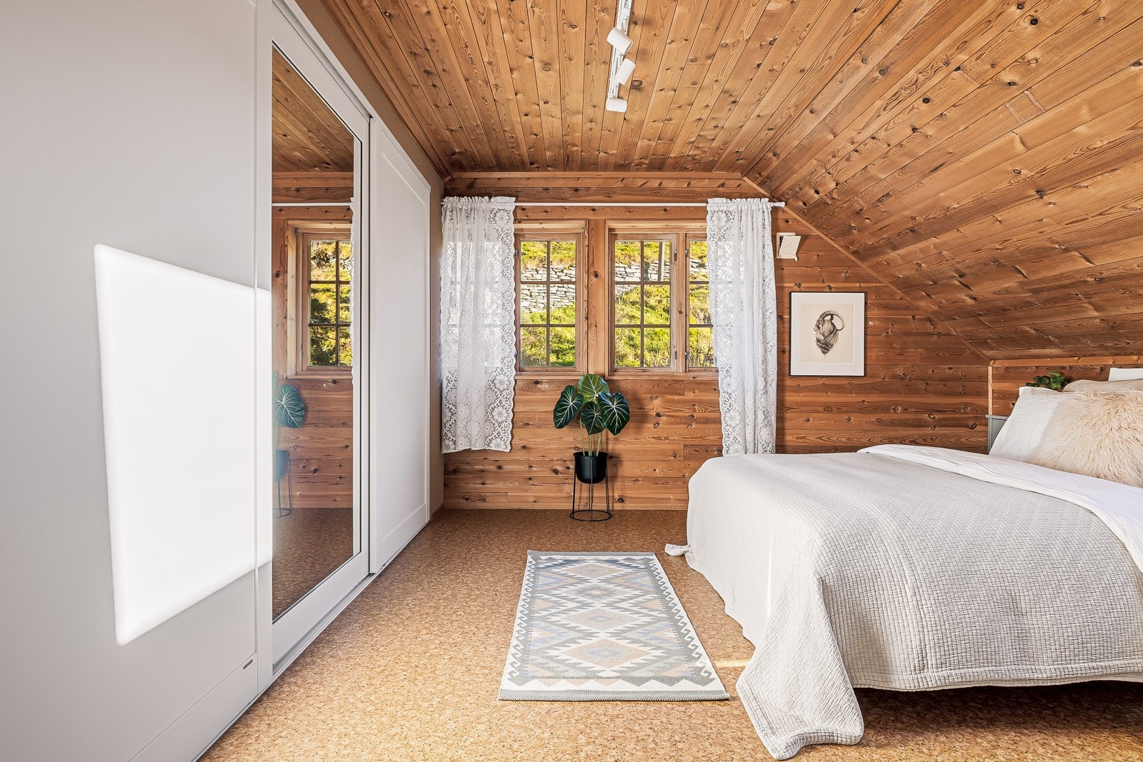 Romslig hovedsoverom på 11,3 kvm Galleribilde