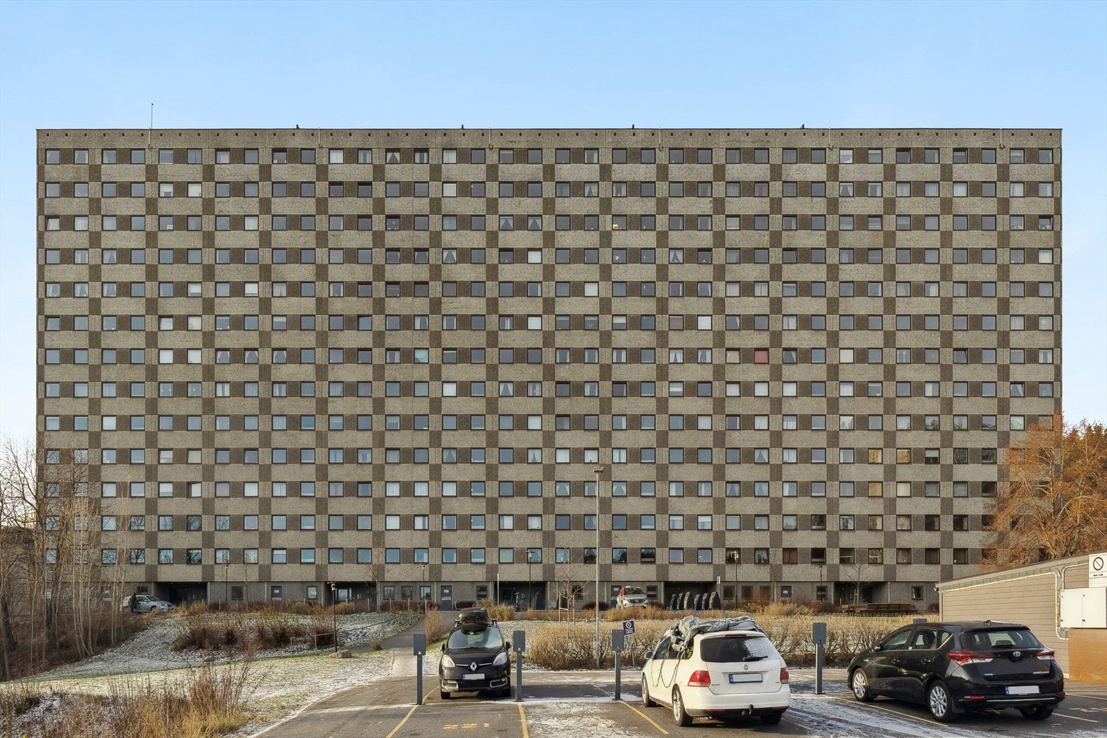 Borettslaget har en ideell beliggenhet med kort vei til både natur og byens fasiliteter. Galleribilde