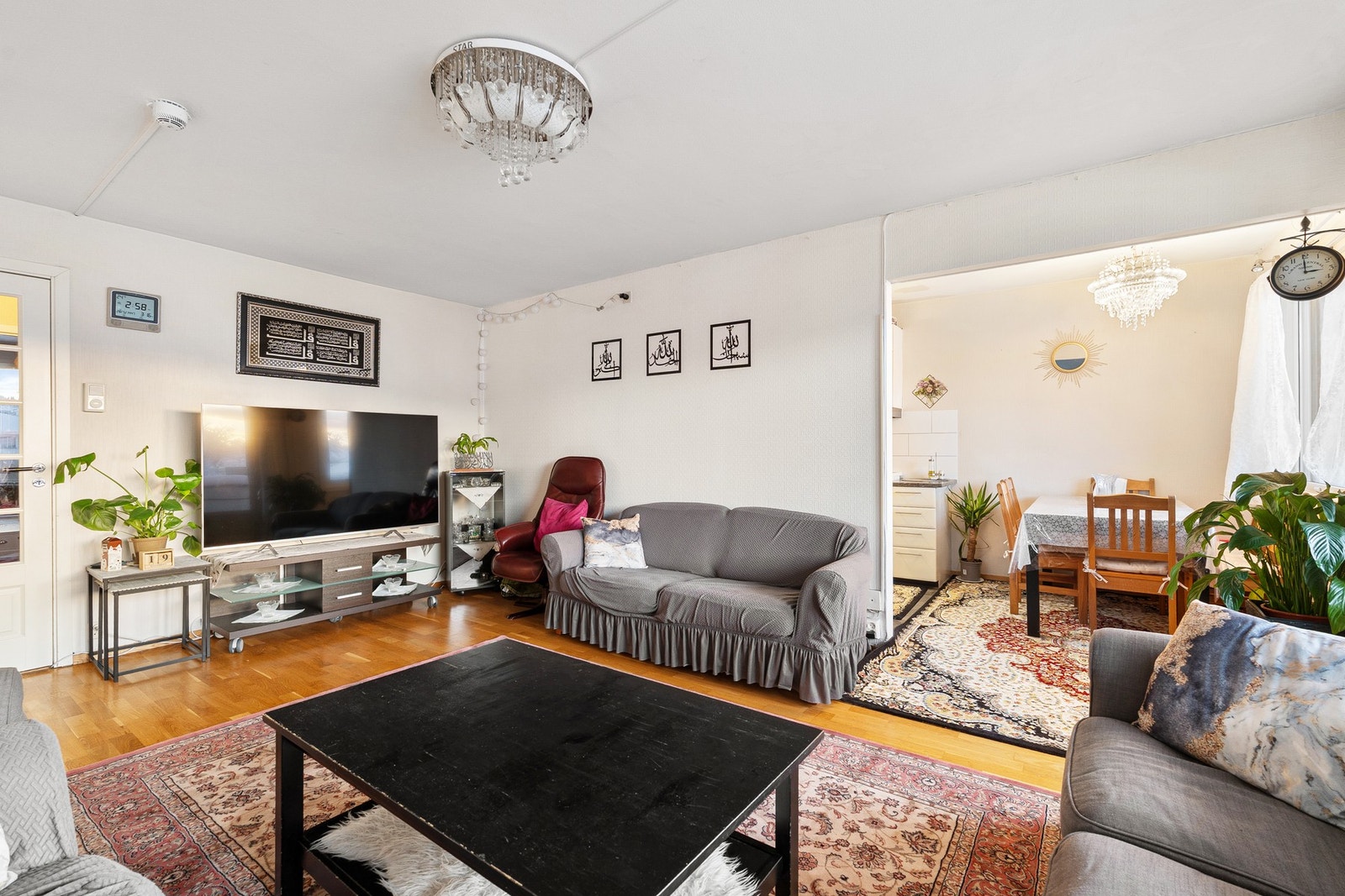 Leiligheten har en praktisk planløsning som gjør det enkelt å møblere. Galleribilde