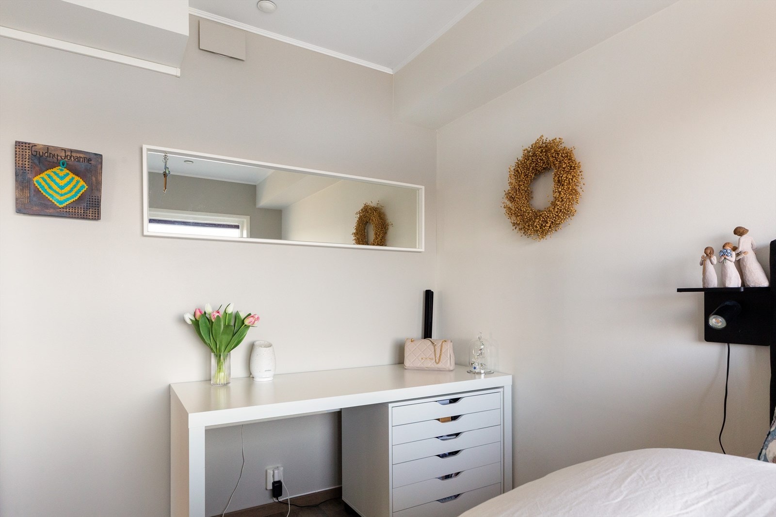 Alle soverommene byr på fin møbleringfrihet. Galleribilde