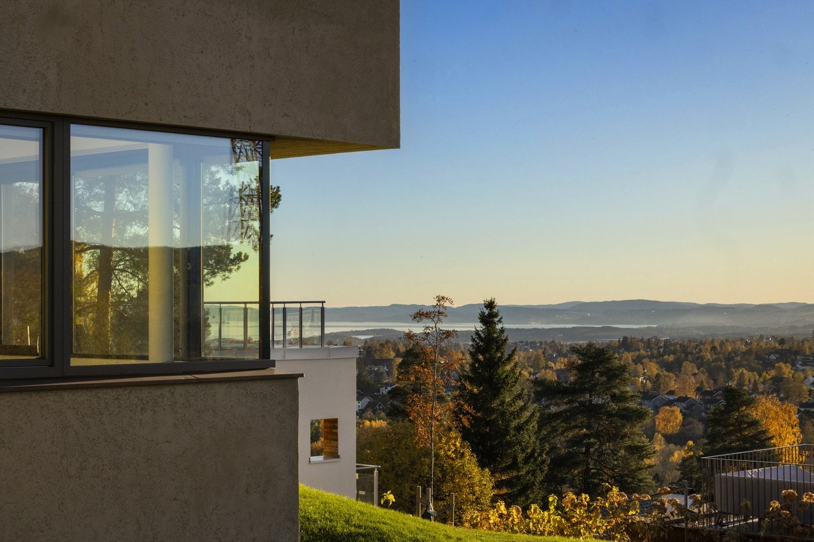 Utsikt fra balkongen. Galleribilde