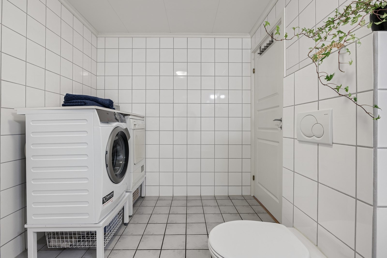 Her er det også opplegg til vaskemaskin og tørketrommel. Galleribilde