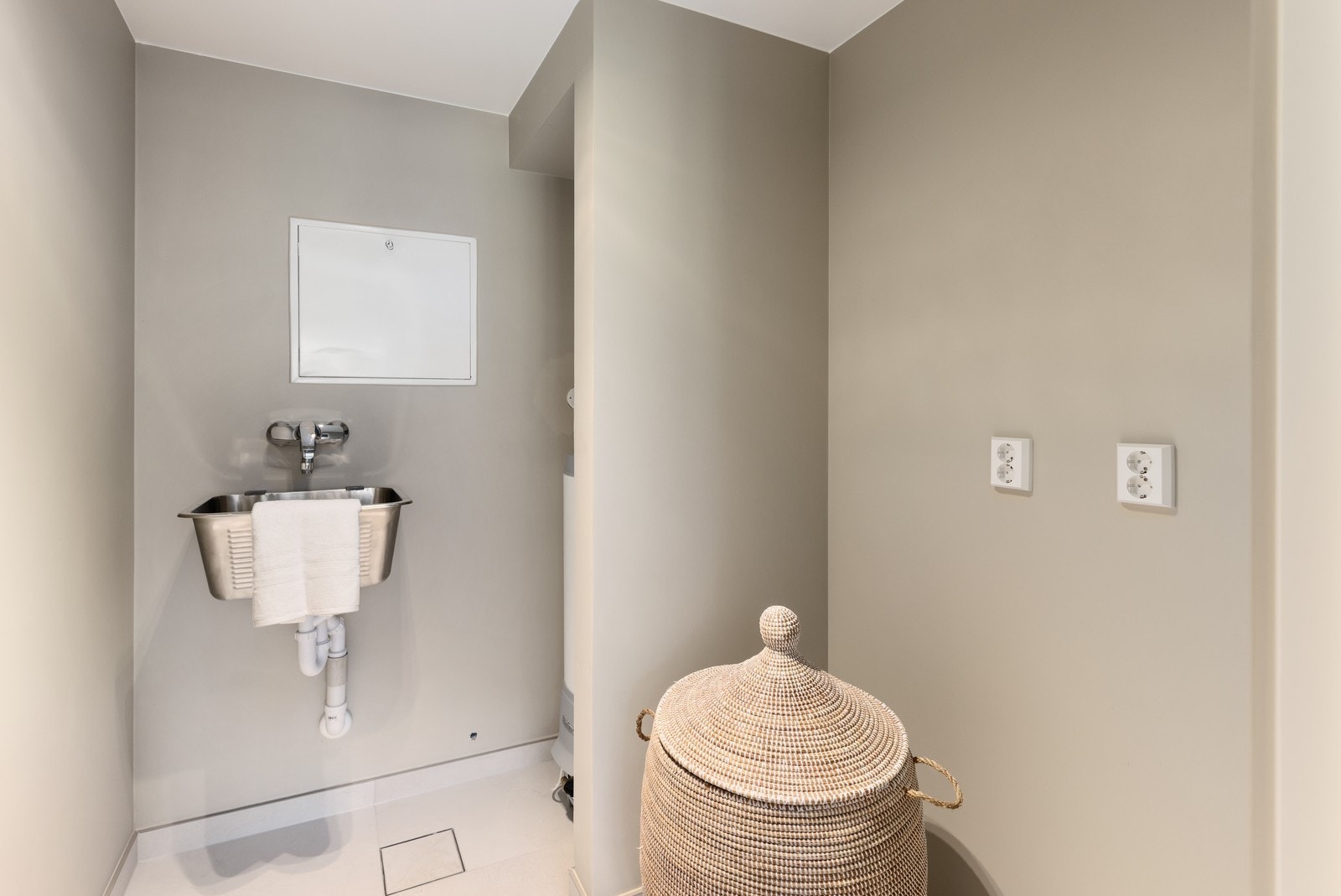 Vaskerom Galleribilde