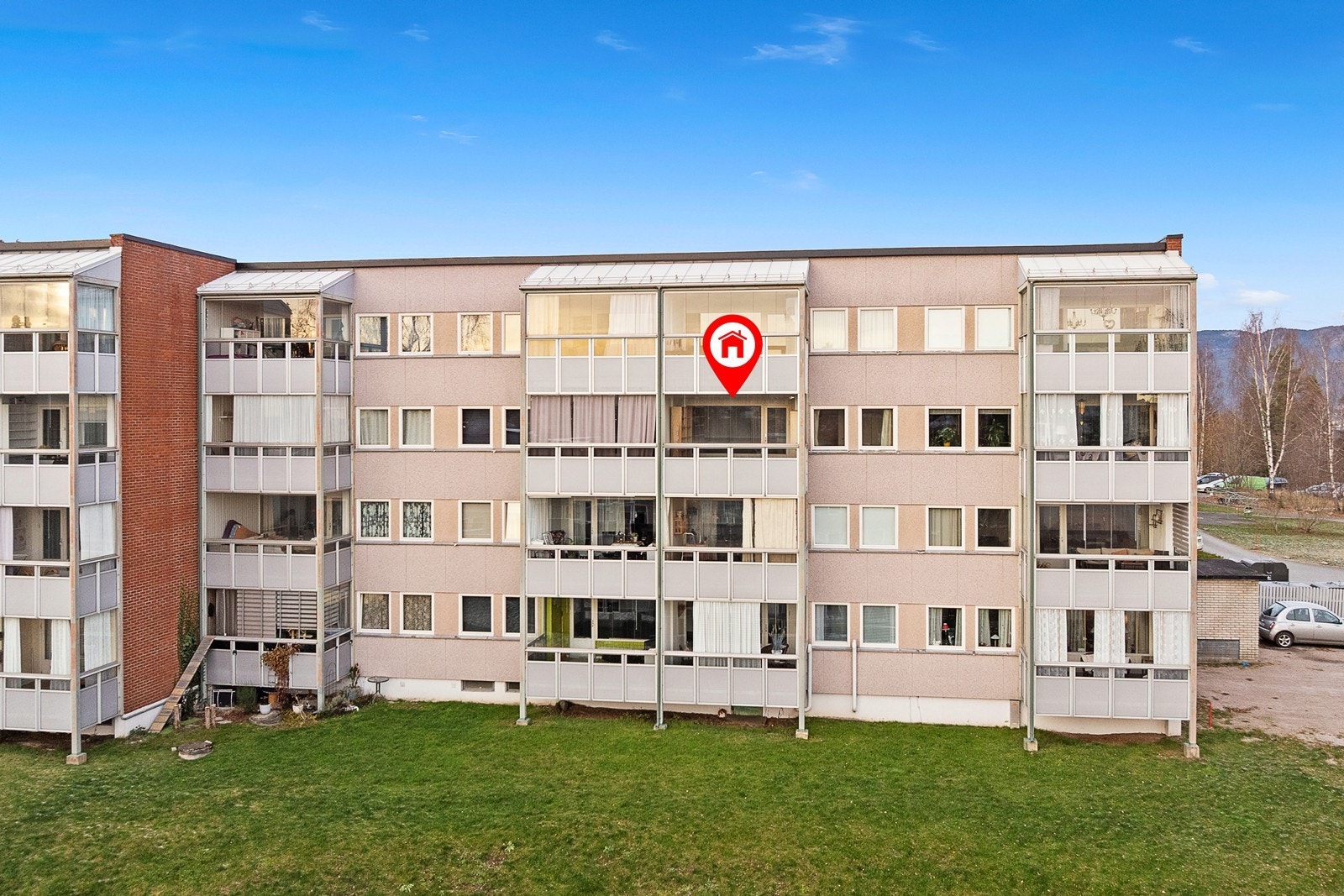 Leiligheten ligger i 3. etasje Galleribilde