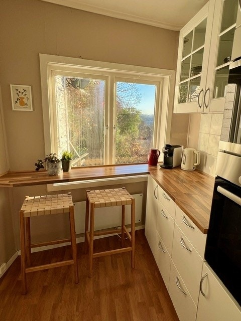 Kjøkken mot hage Galleribilde