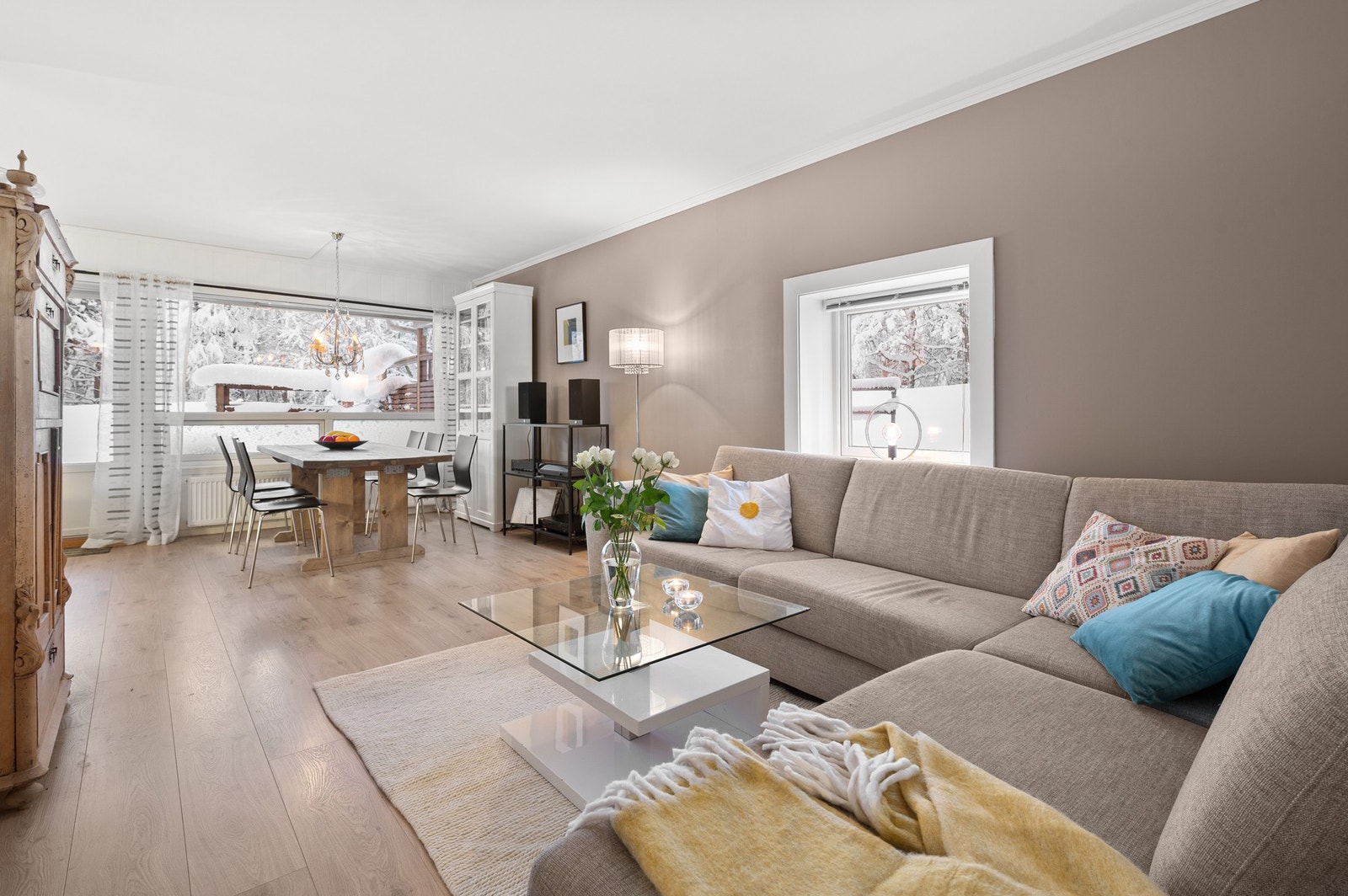 Velkommen til Rødstilkvegen 44K - Presentert av EiendomsMegler1 ved Mathias Åsvang. Galleribilde