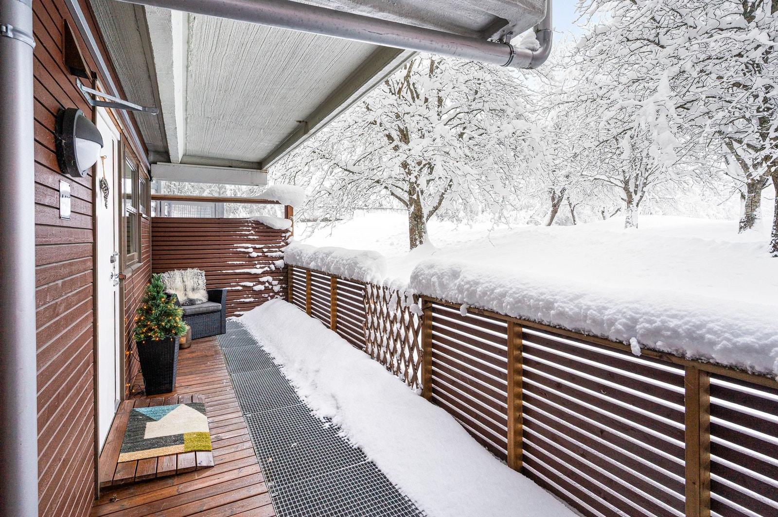 Leiligheten ligger i et rolig og barnevennlig boligområde på Kattem. Galleribilde