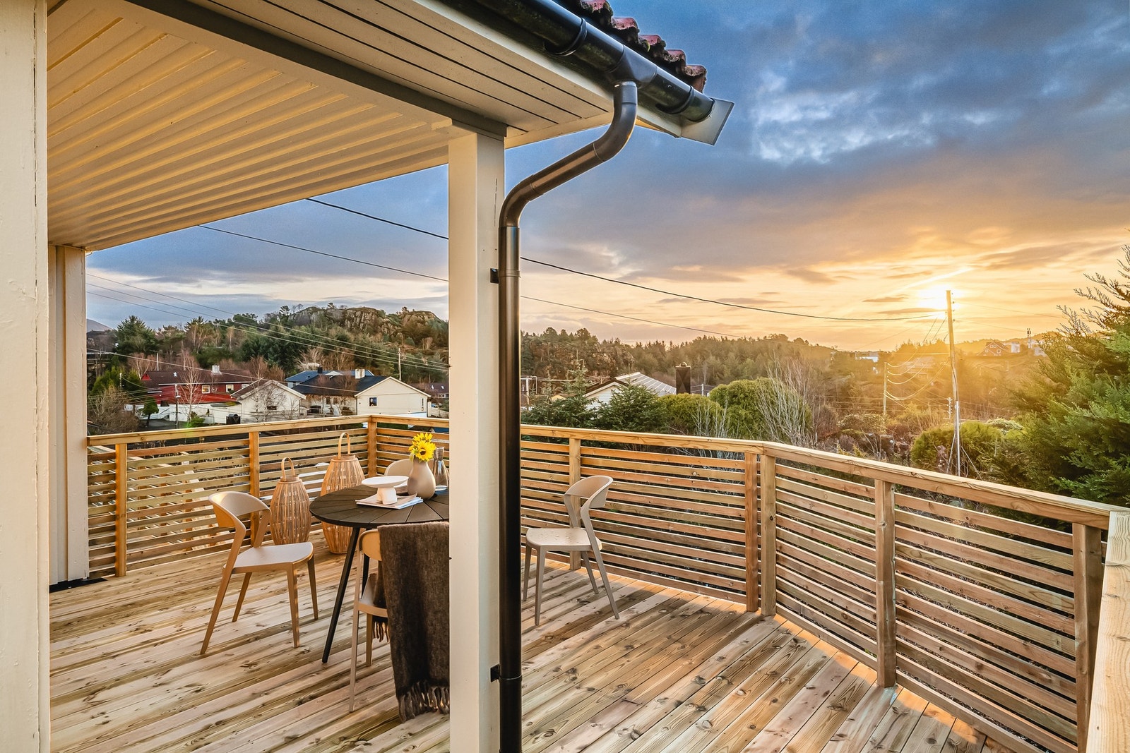 Her er det mange fine soner hvor utsikt og sol kan nytes. Galleribilde