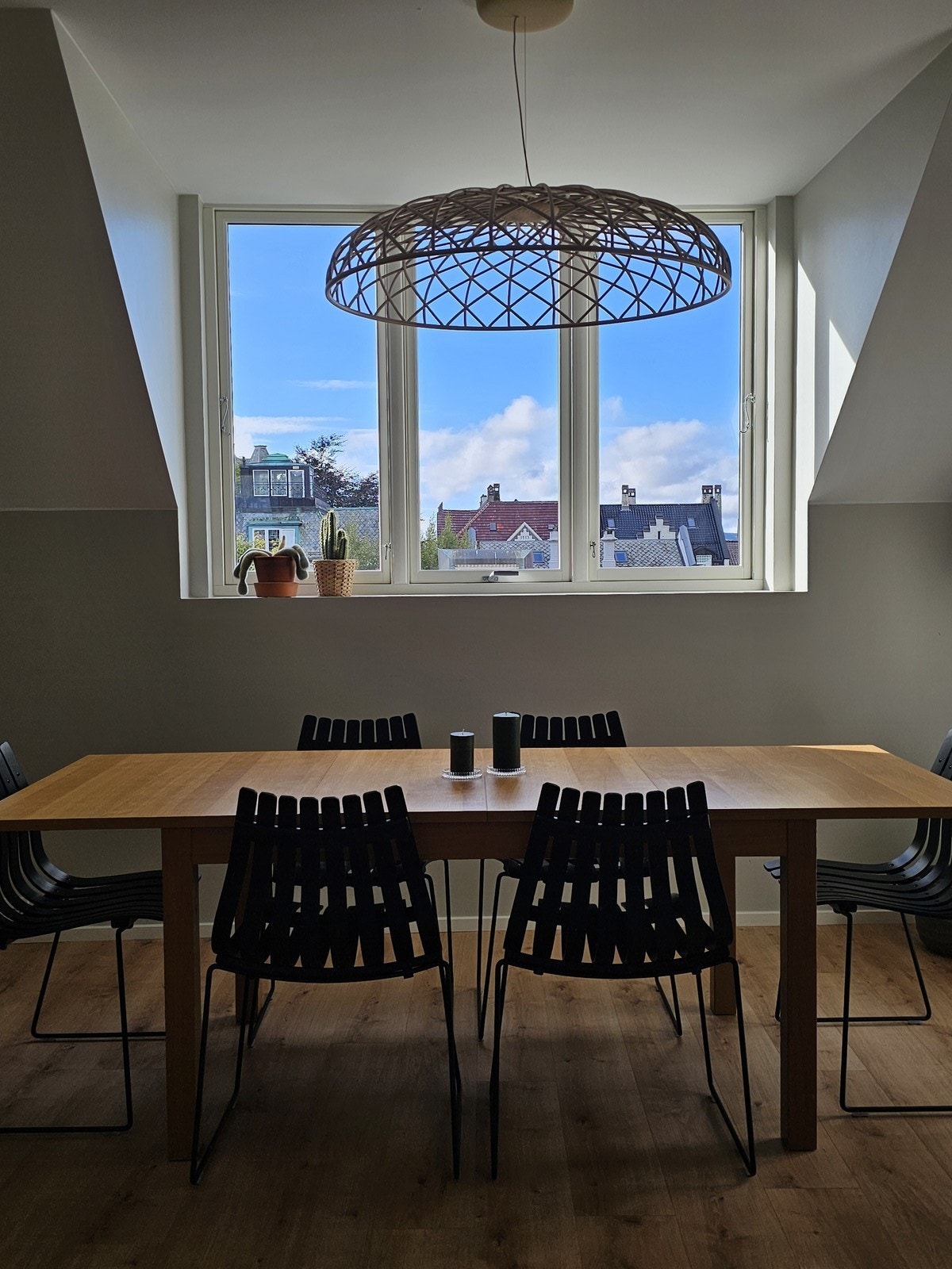 Spisestue - Møblert med spisebord Galleribilde