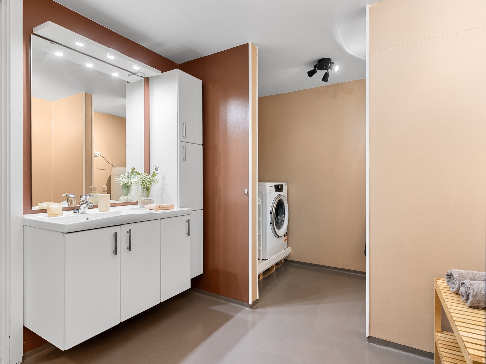 I tillegg har man opplegg for vaskemaskin. Galleribilde