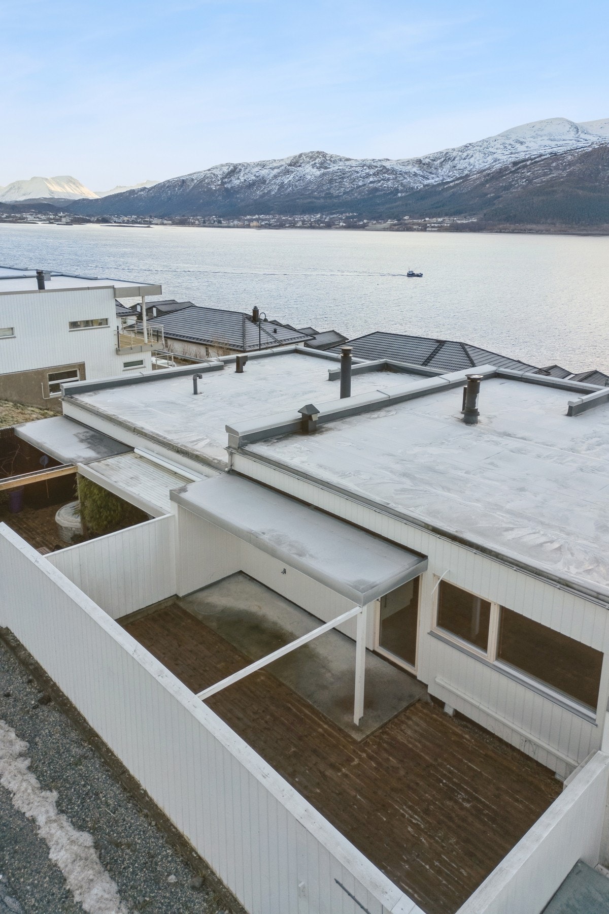 Boligen ligger fint til i et rolig og familievennlig nabolag. Galleribilde