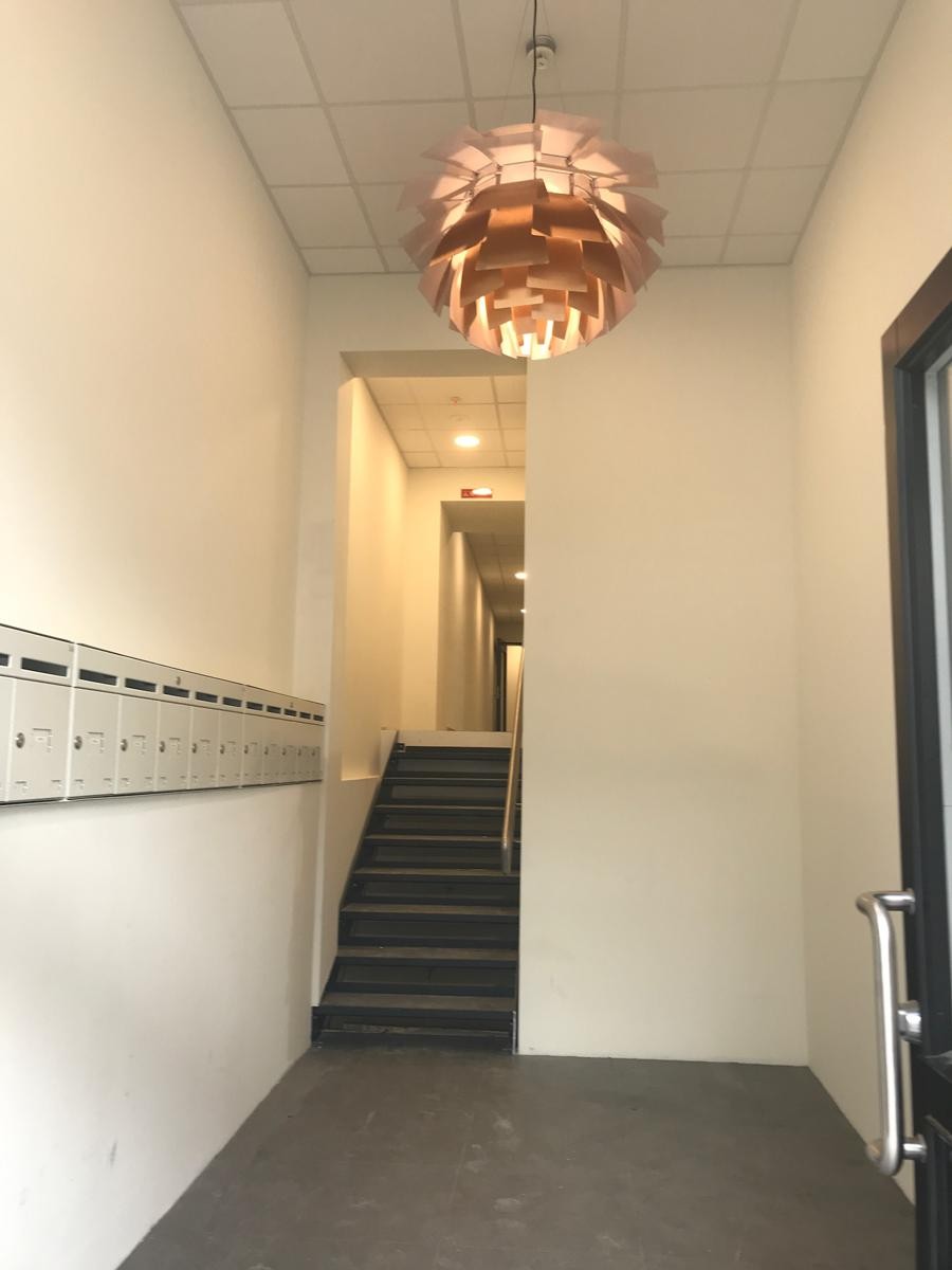 Stillig entre Galleribilde