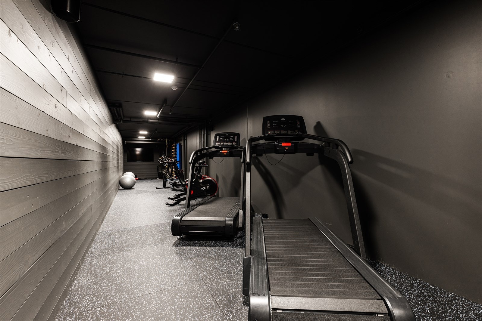 Velkommen til treningsrommet i hus 5 på Skigaarden. Galleribilde