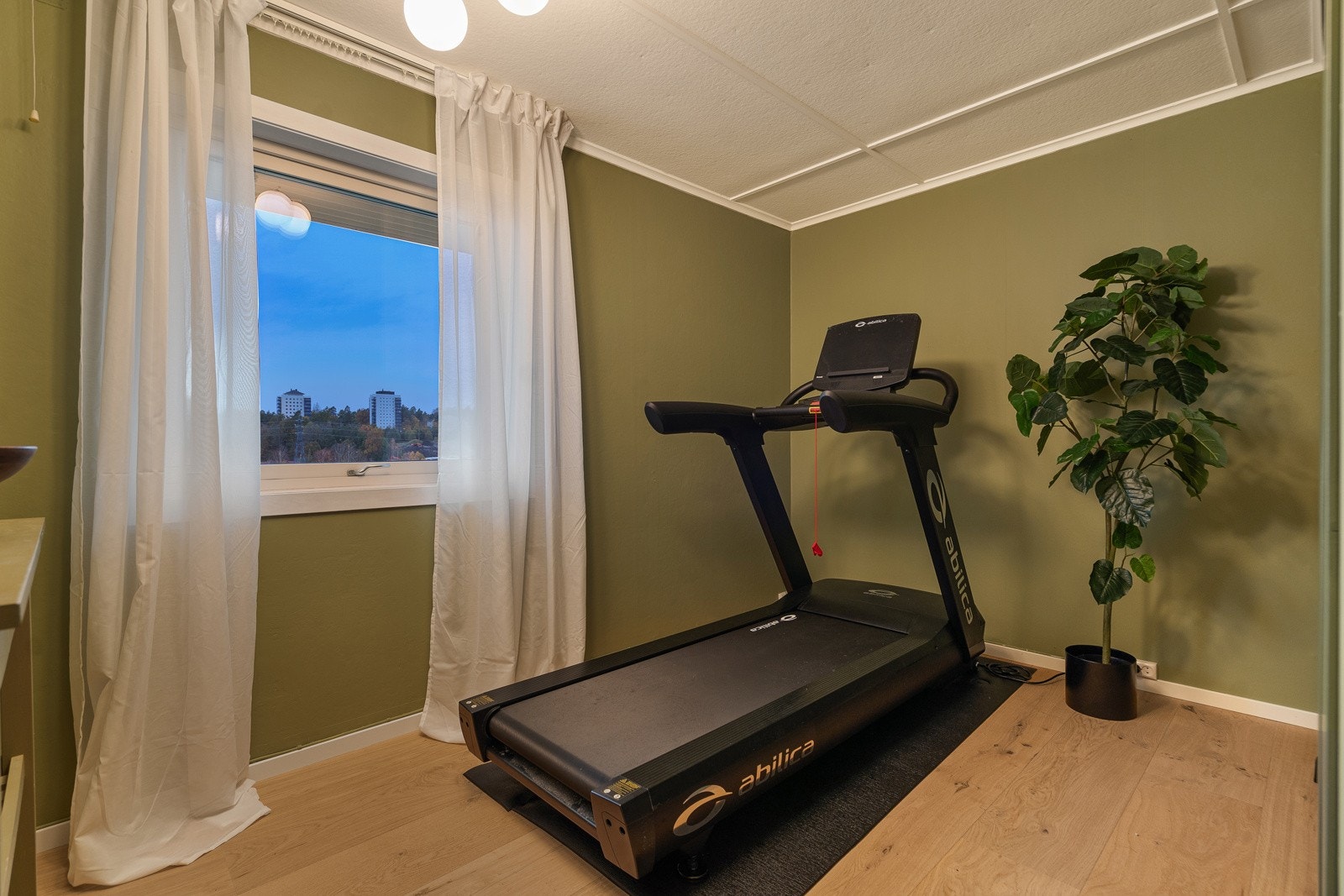 Soverom/trimrom i hovedetasjen Galleribilde