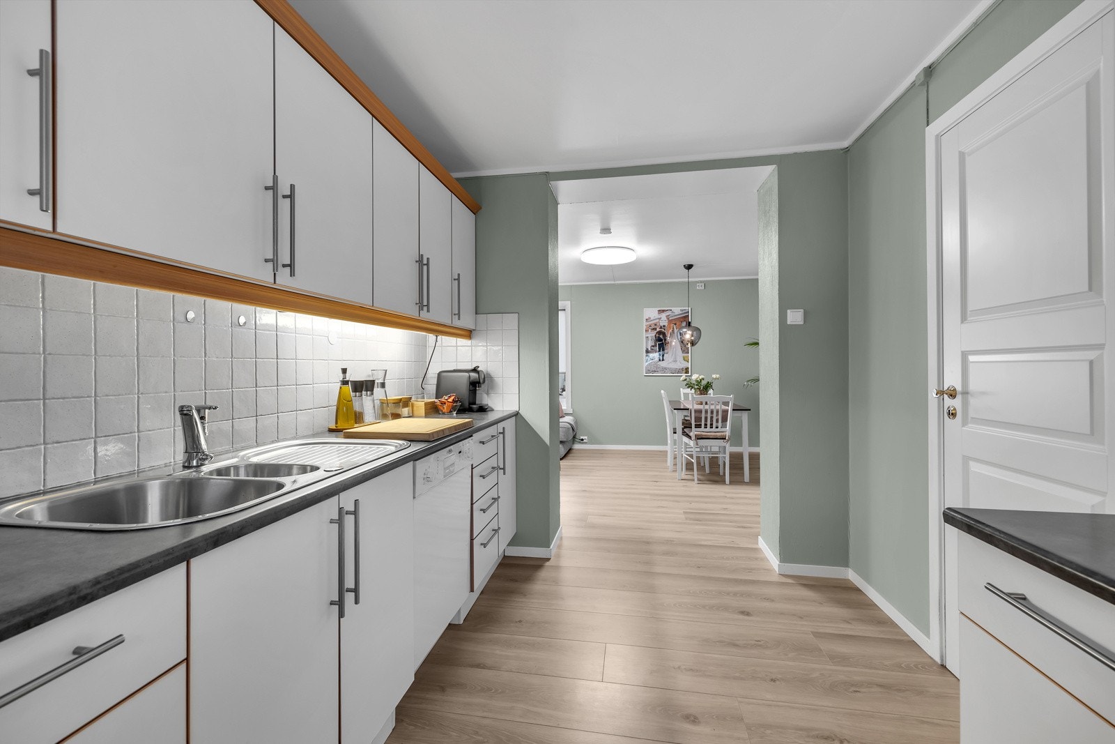 Kjøkken utleiedel. Galleribilde