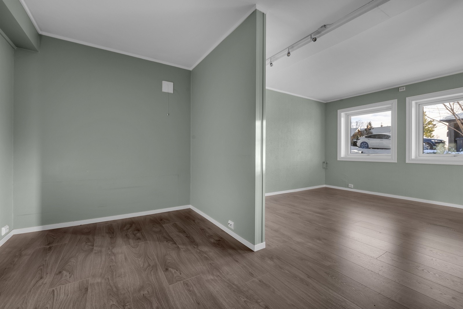 Stue og sovealkose i utleiedel. Galleribilde