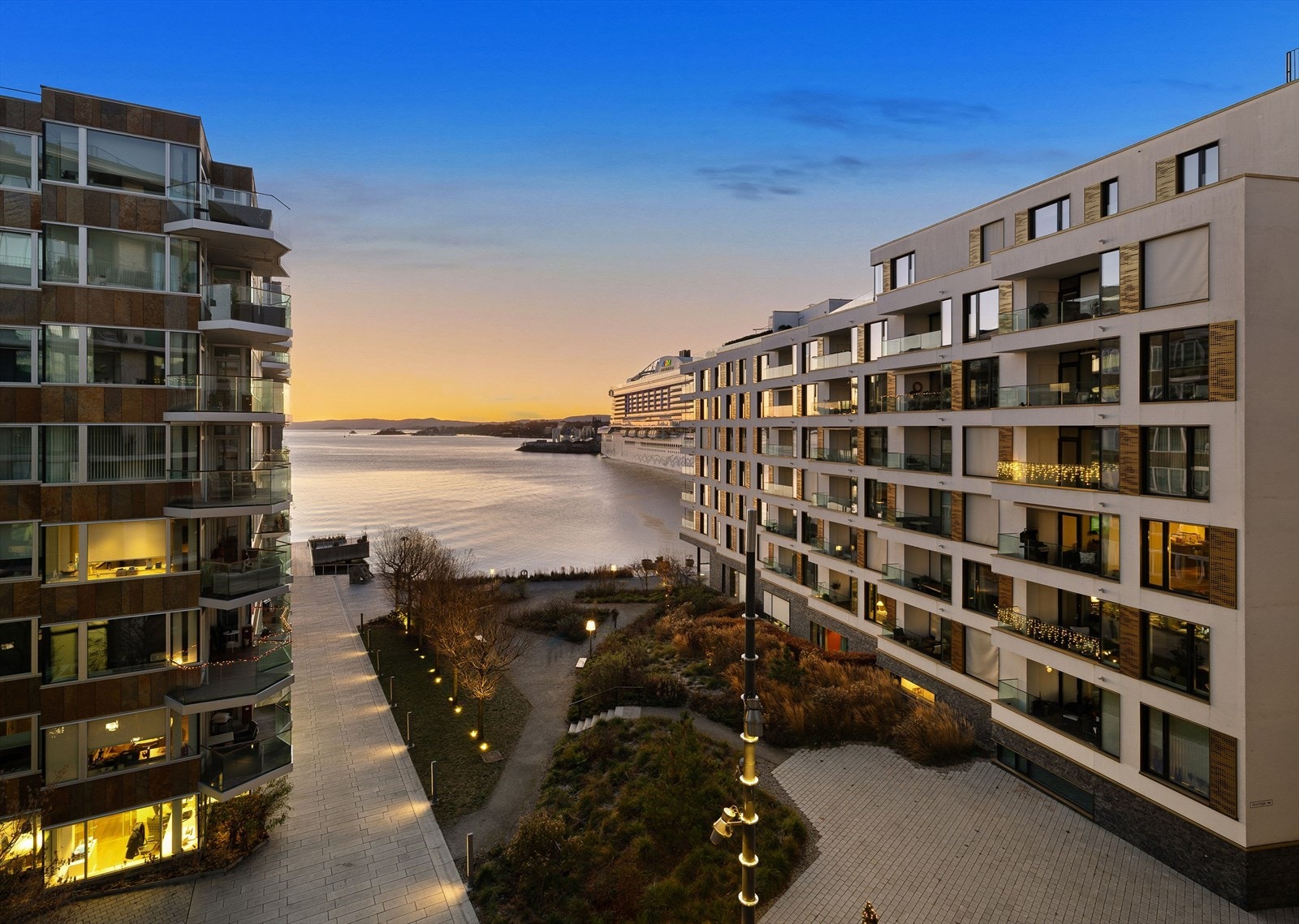 Hverdagslogistikken er enkel med søndagsåpen Joker og Coop Mega på Aker Brygge i nærheten. Galleribilde