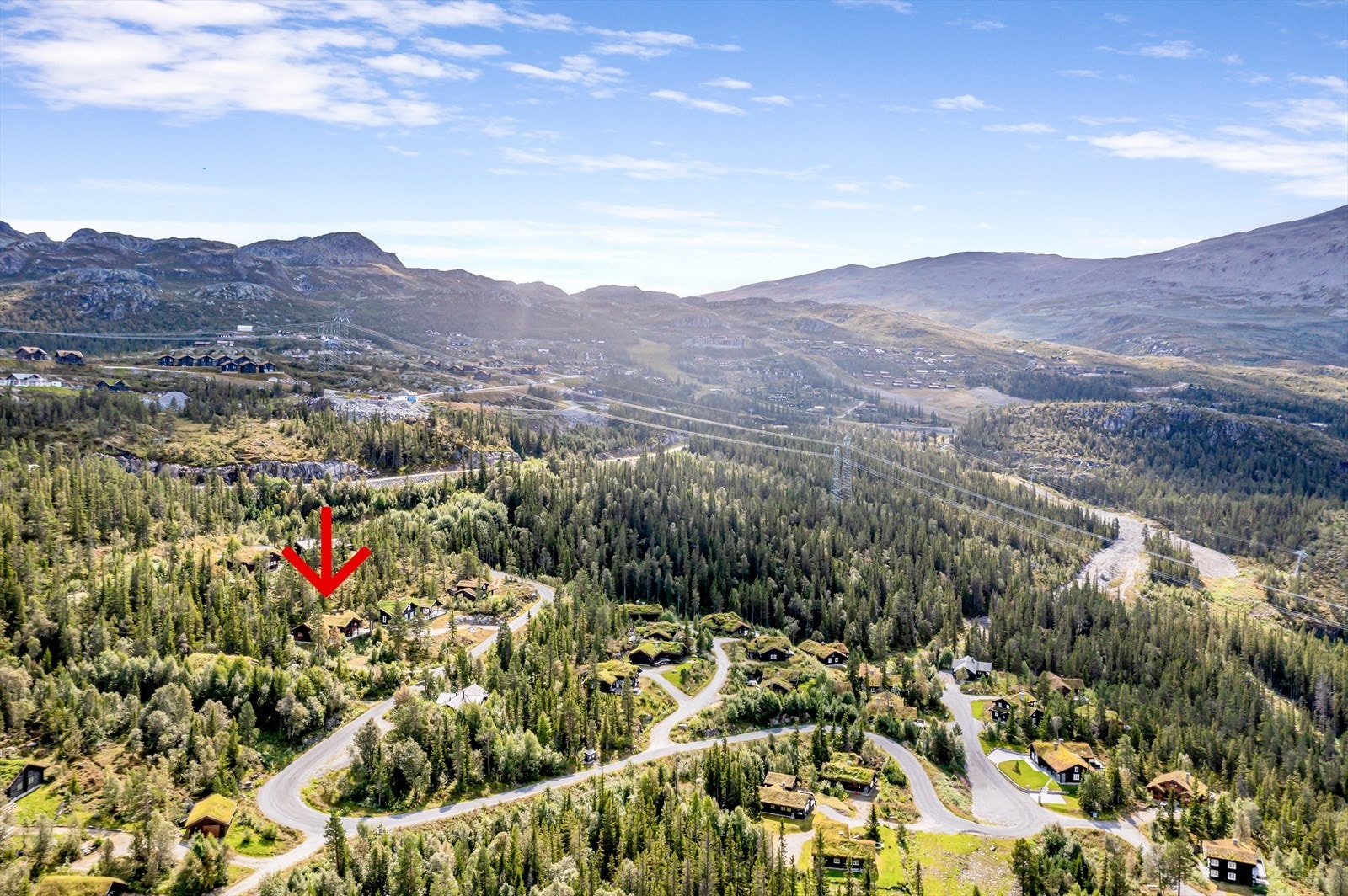 Gausta er et populært område både sommer og vinter. Det har vært stor utvikling de siste årene og det er planer om videre utvikling av Gausta som en fjelldestinasjon hele året. Galleribilde