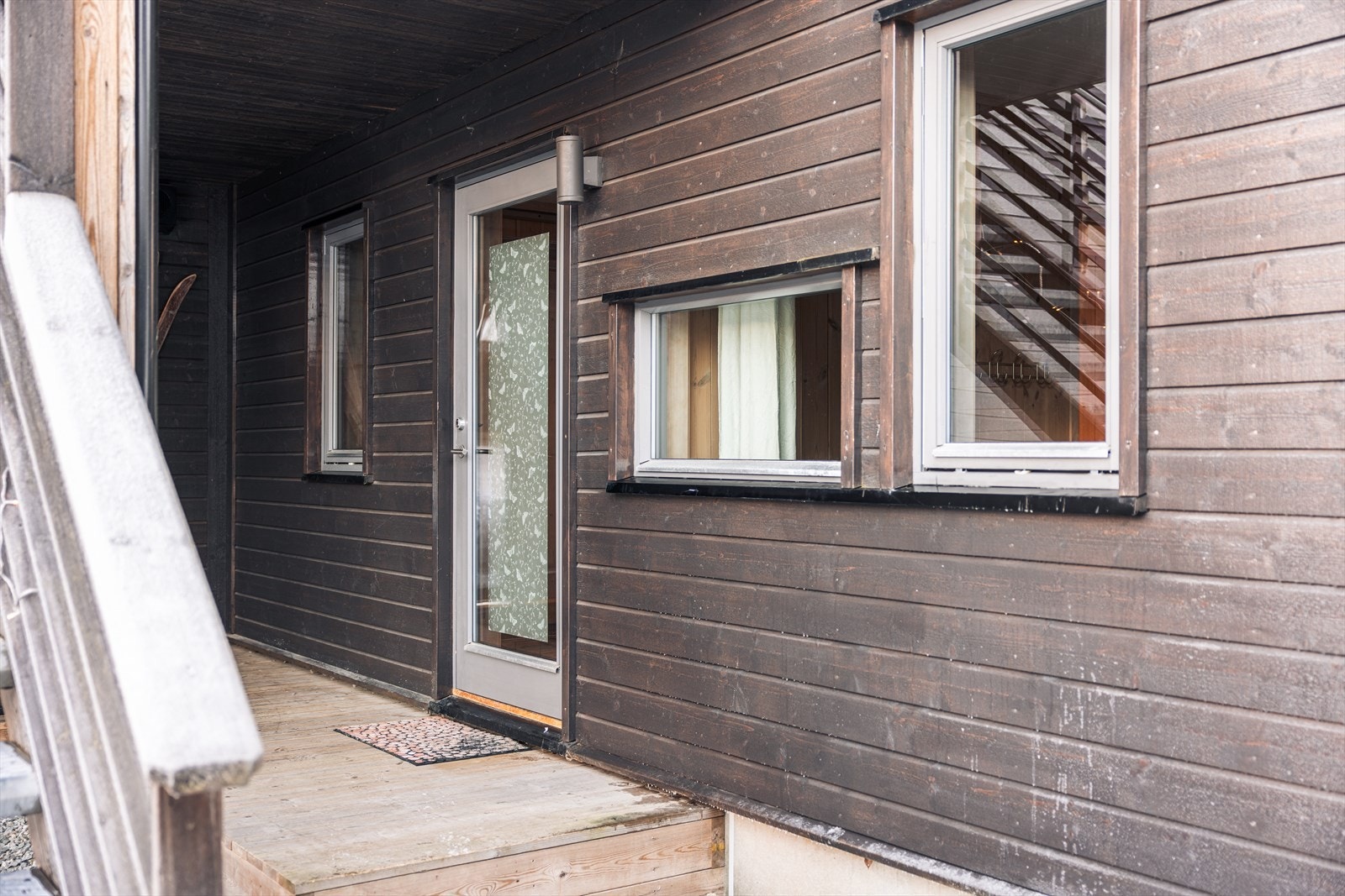 Leiligheten har enkel adkomst og ligger i første etasje av bygget Galleribilde