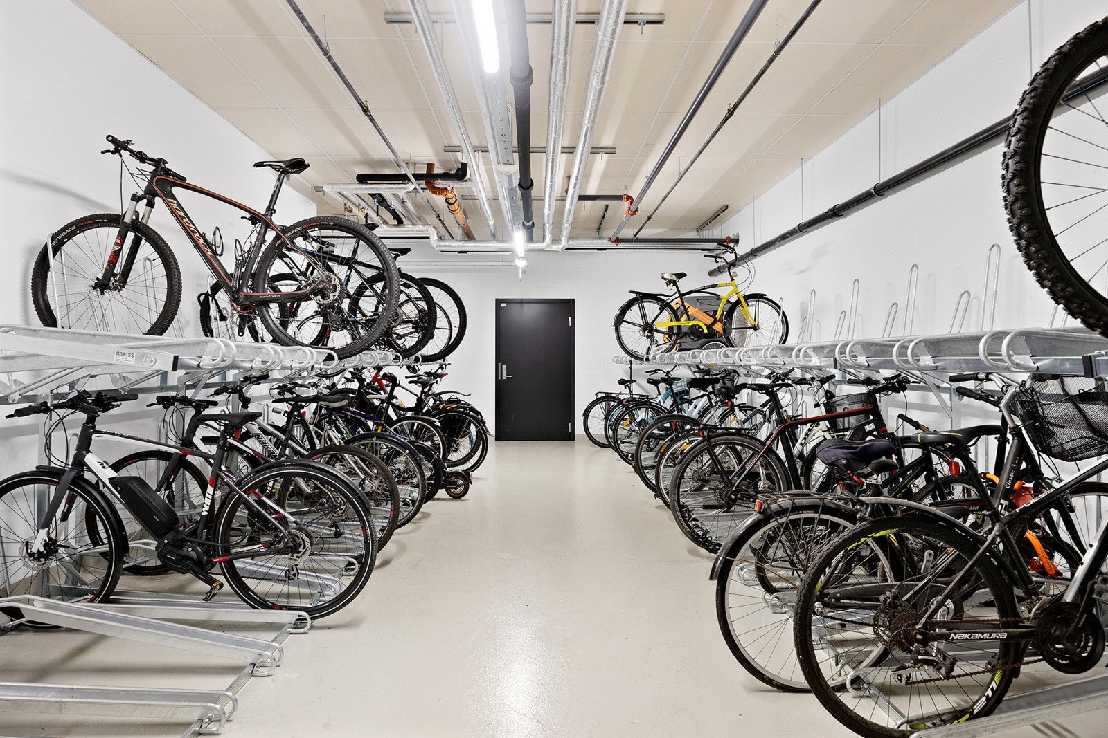 Sykkelbod i kjeller Galleribilde