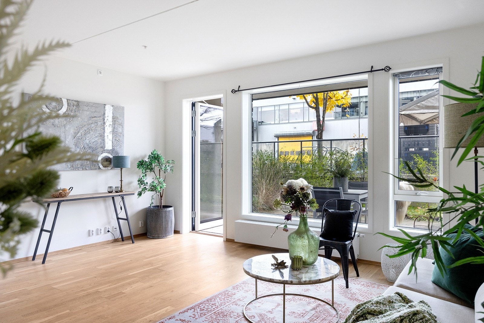 God plas til møblement Galleribilde