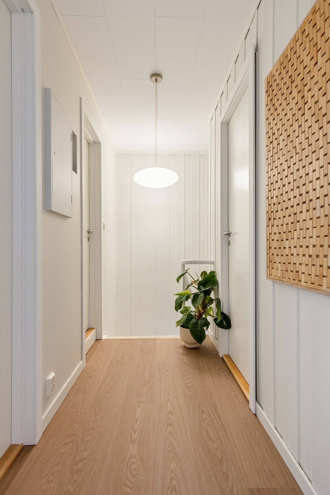 Boligens 2. etg inneholder tre soverom, bad og gang. Galleribilde