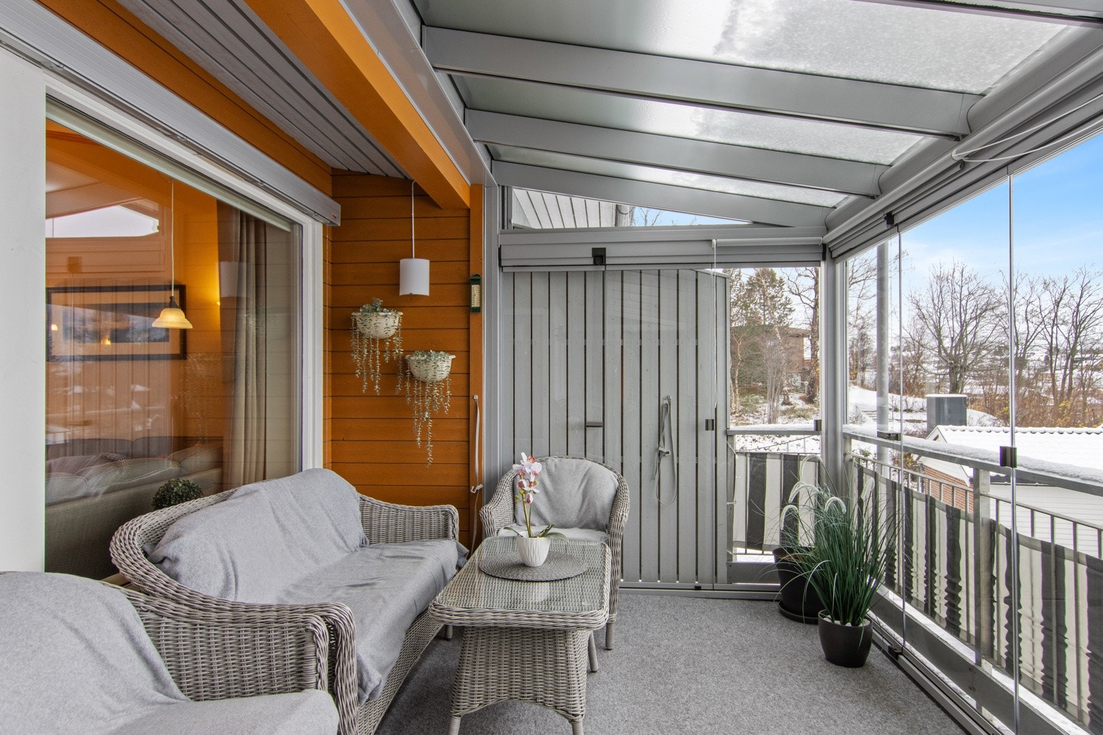 Balkongen gir deg god plass til sittegruppe. Galleribilde