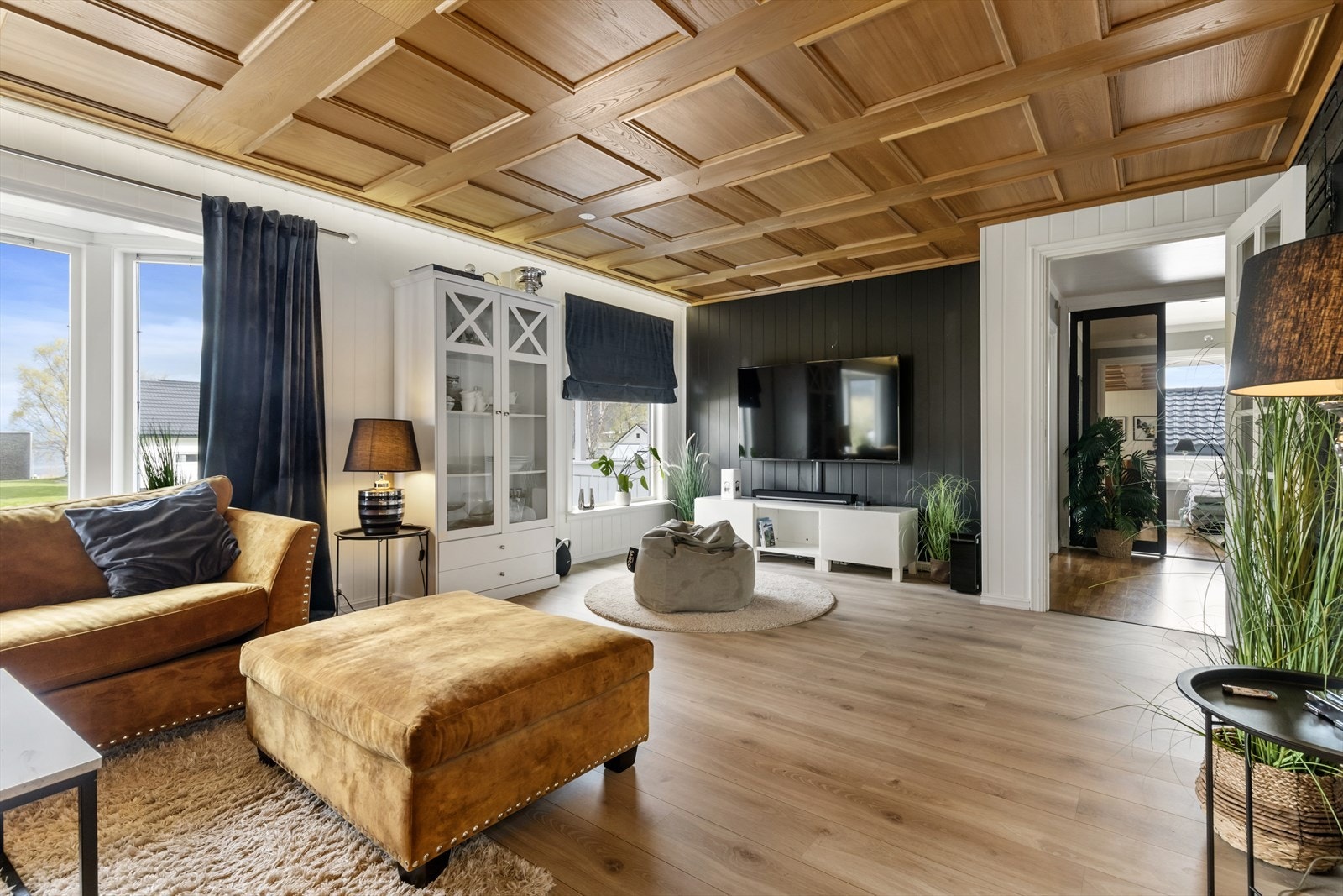 Stue i hovedetasjen Galleribilde